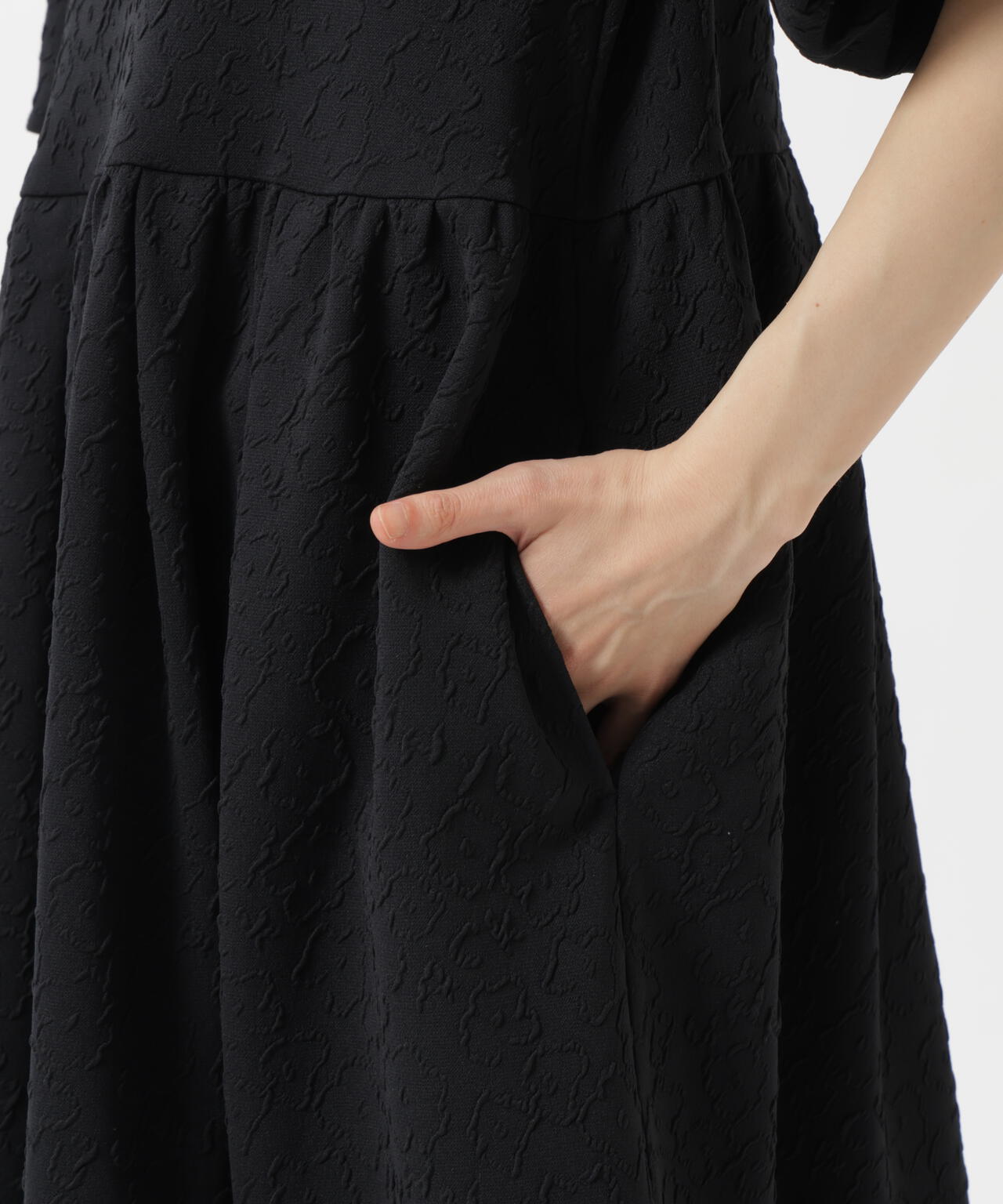 Height:166 B:72 W:62 H:86 着用サイズ:1