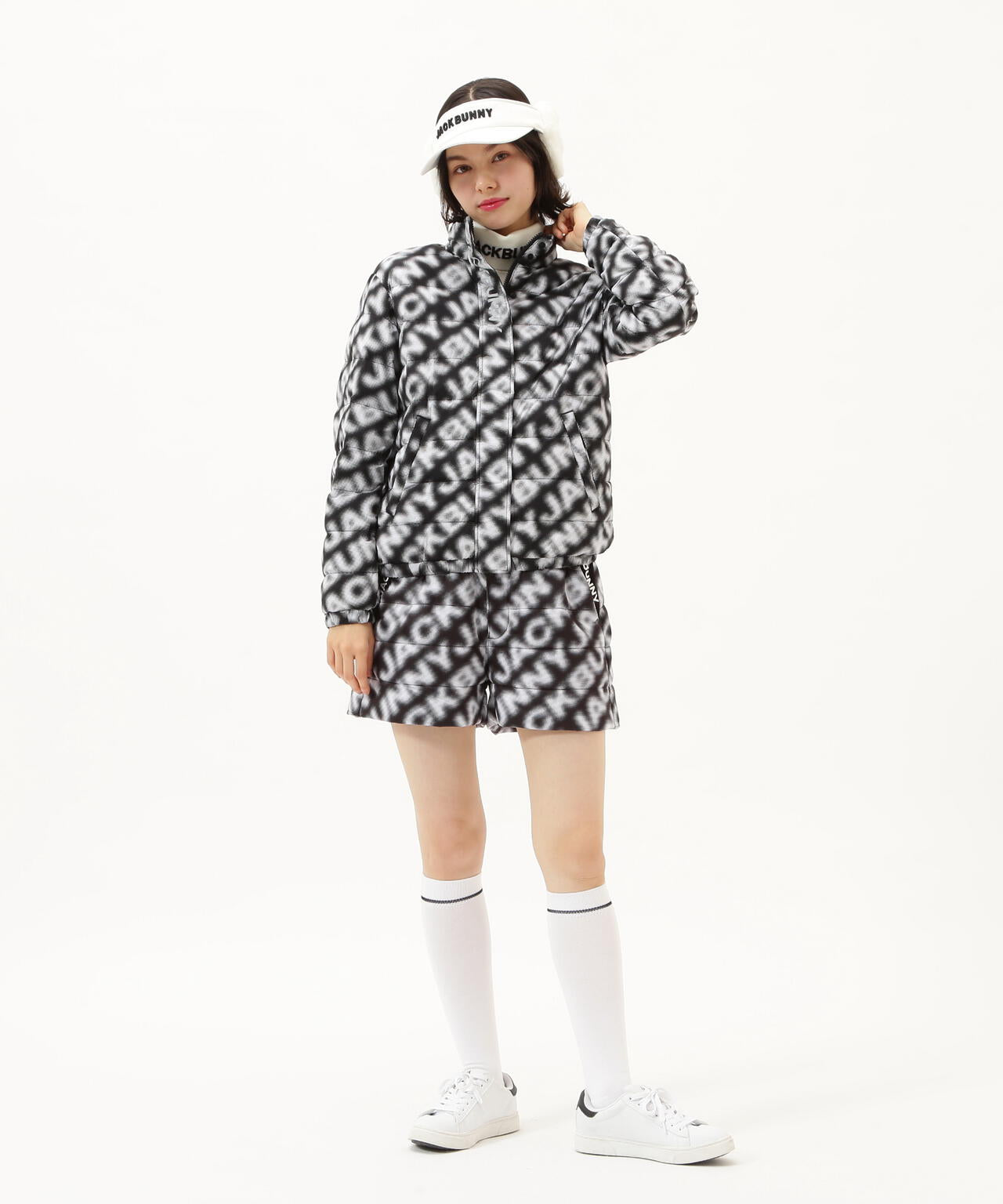 PEスムースラミネート中綿ショートパンツ