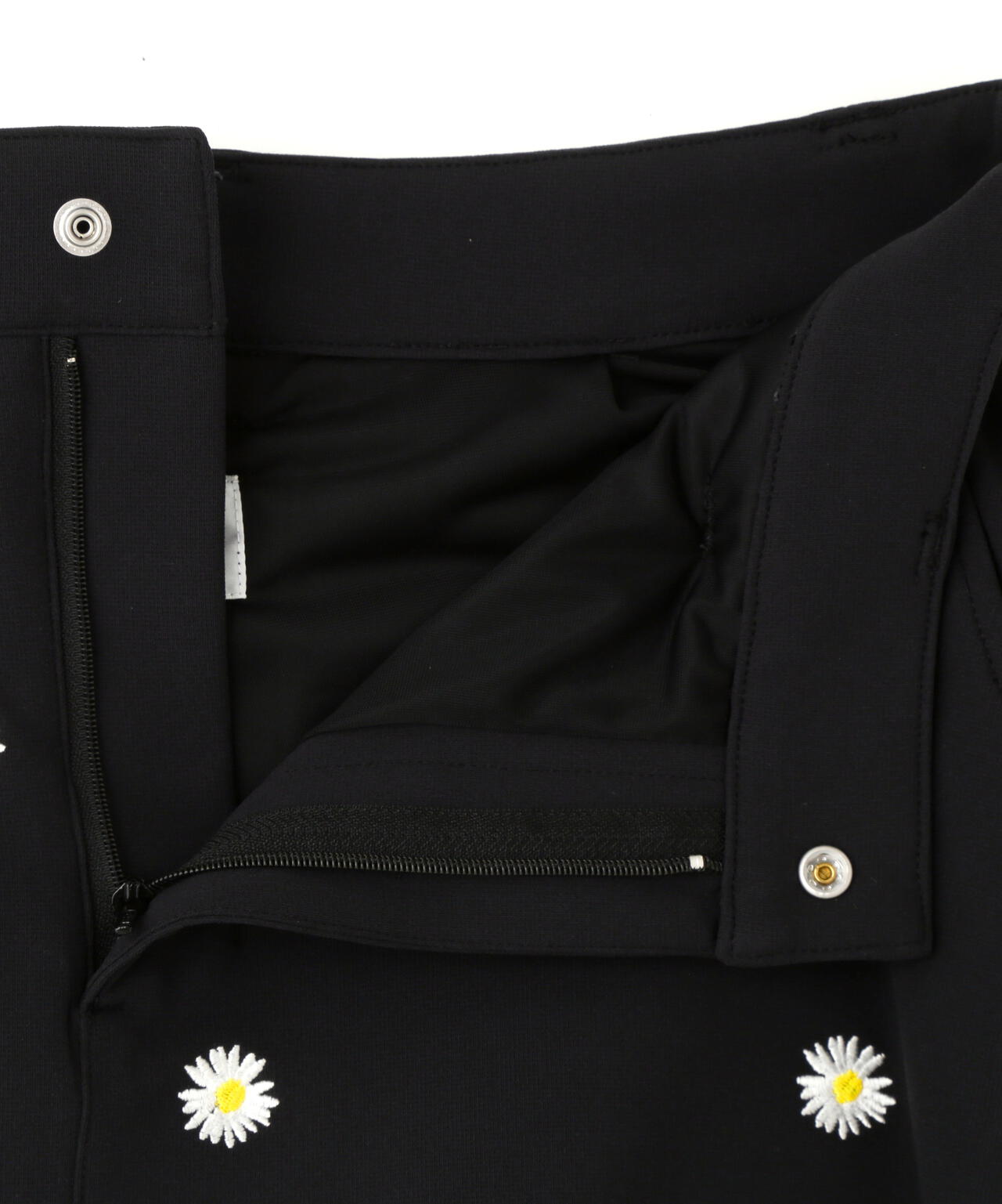 【CINEMA MONOTONE】2WAYグリッドストレッチFlowerスカート