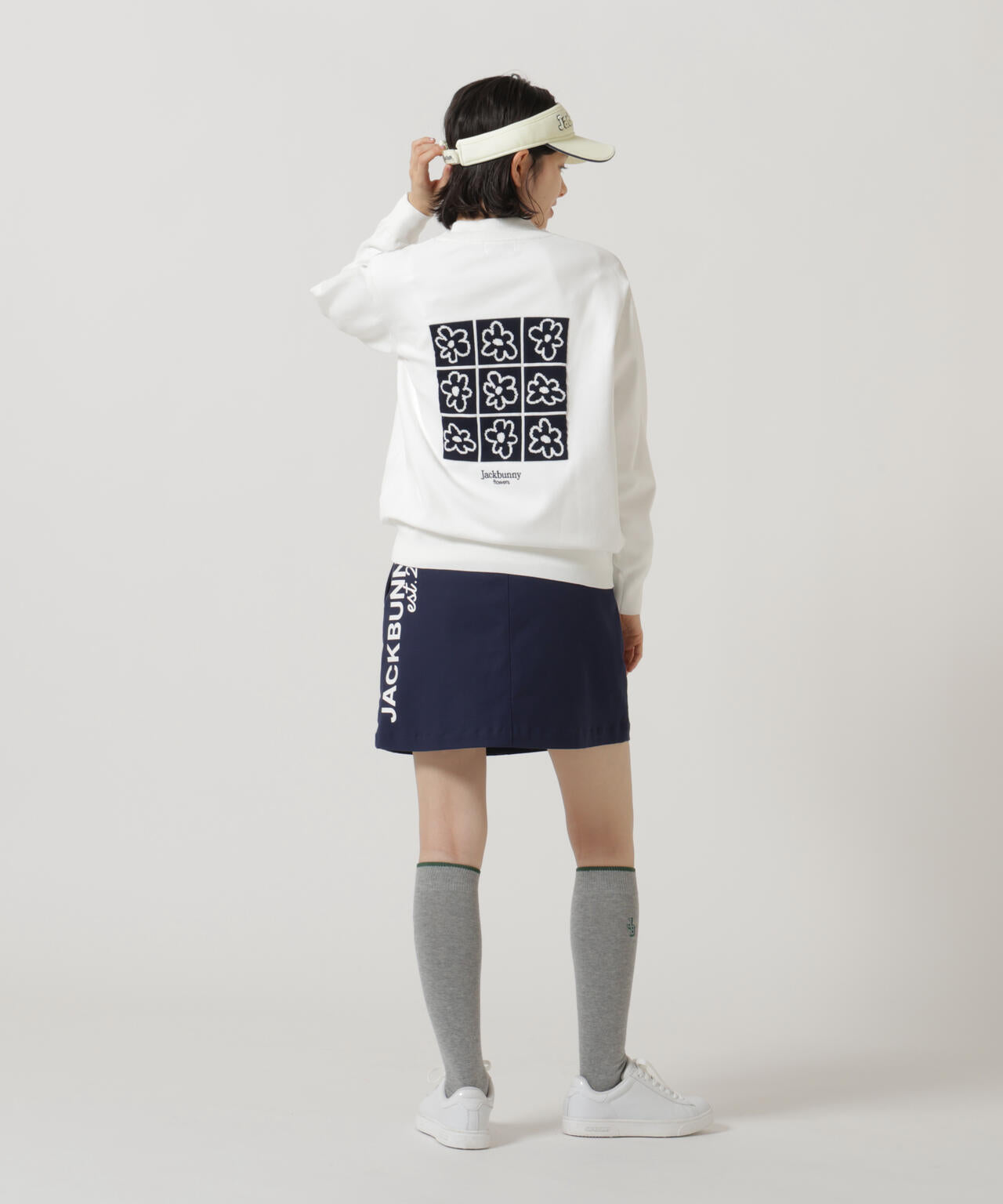 フラワージャガードクルーネックニットプルオーバー