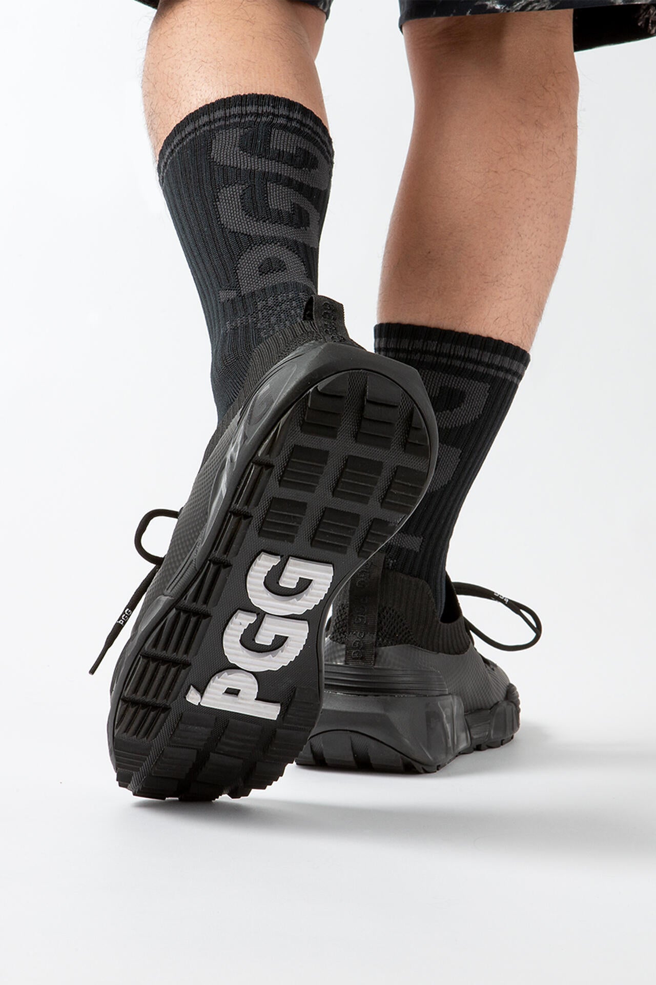 【PGG】SPECIAL EDITION スパイクレス シューズ <オールブラック> (MENS)