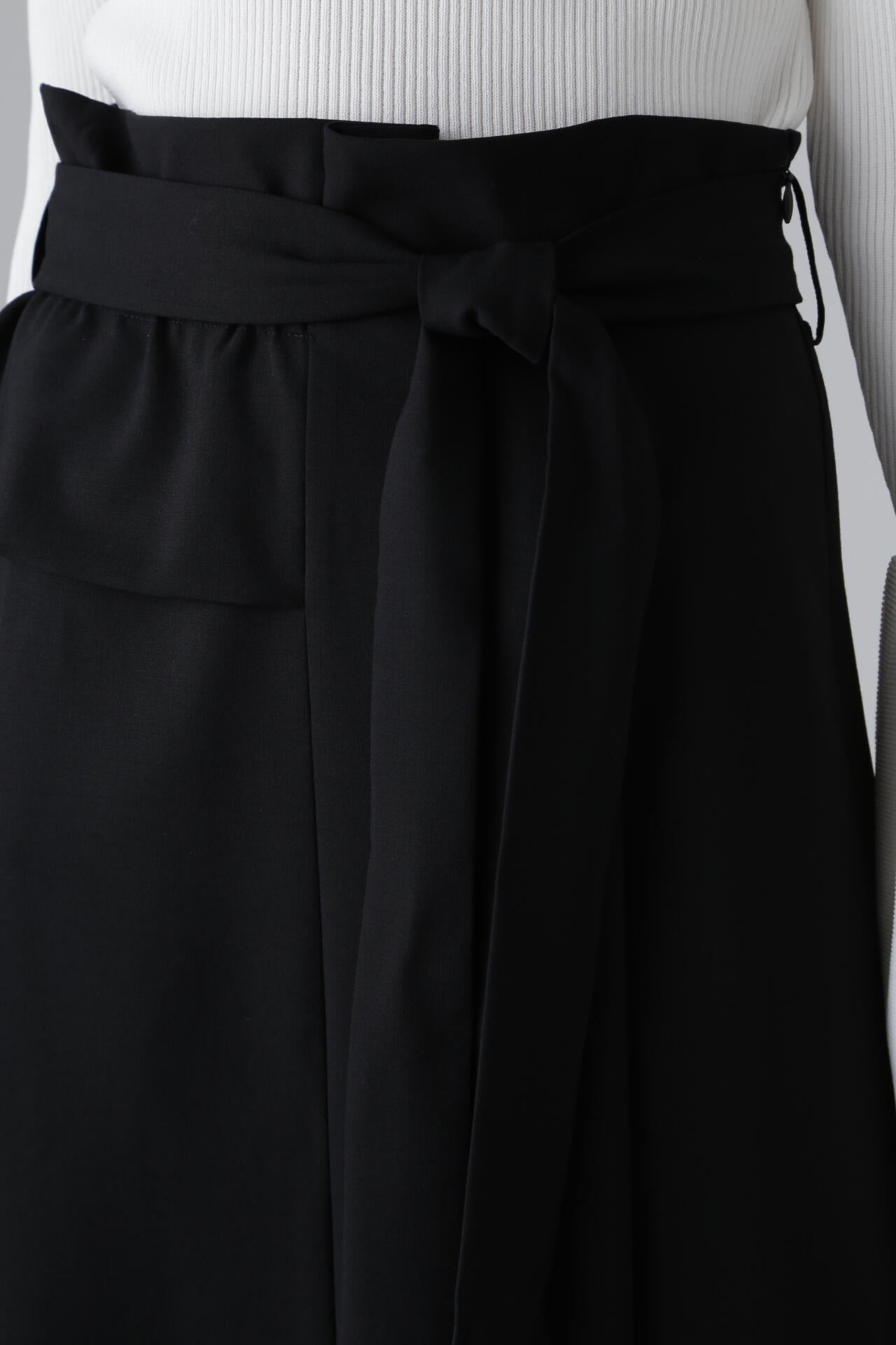 <BLACK LABEL> ドライタッチウールスカート