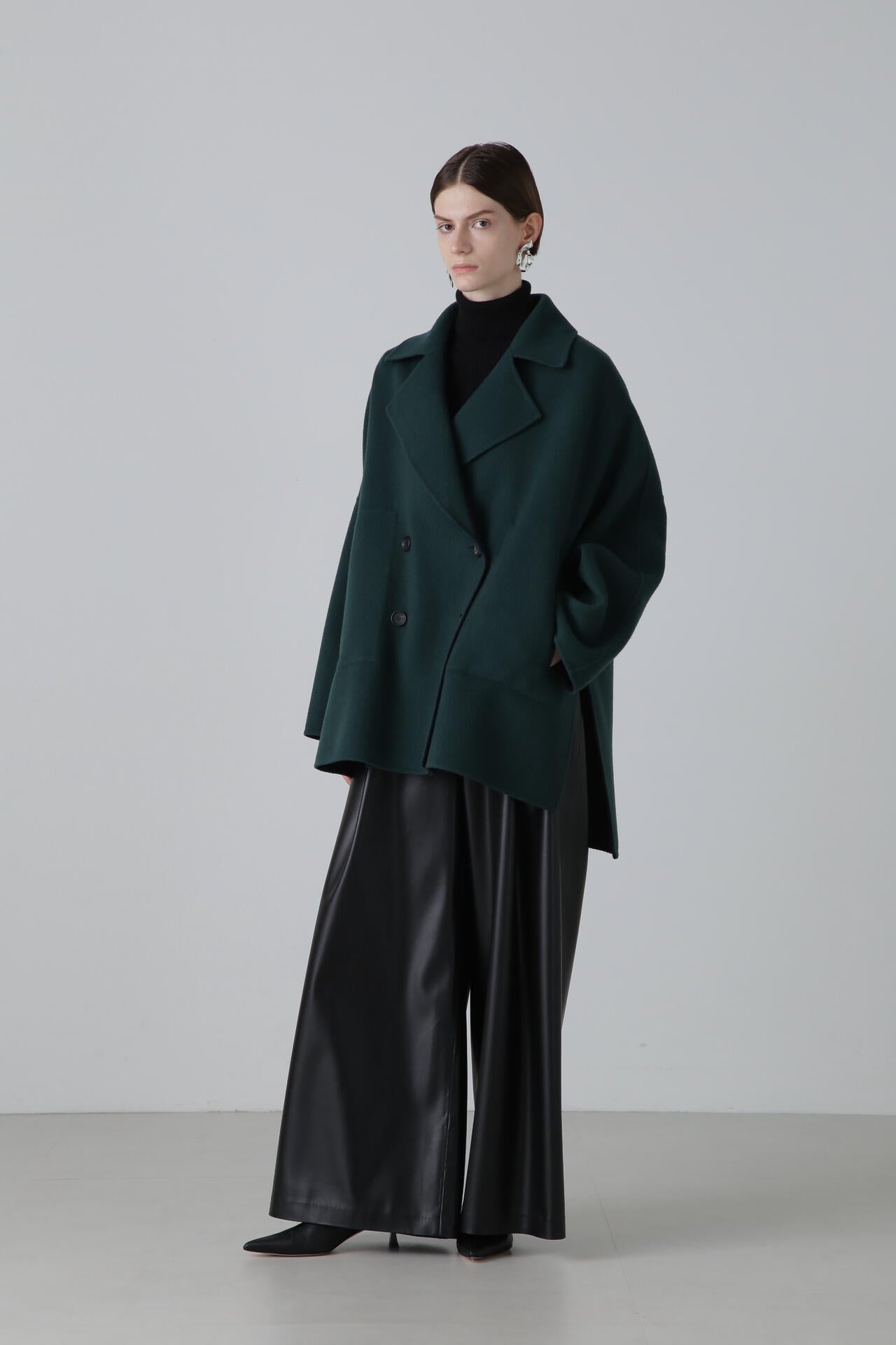 4b80f673-b30b-5fe0-a7c3-30bd6a1e9102_Image