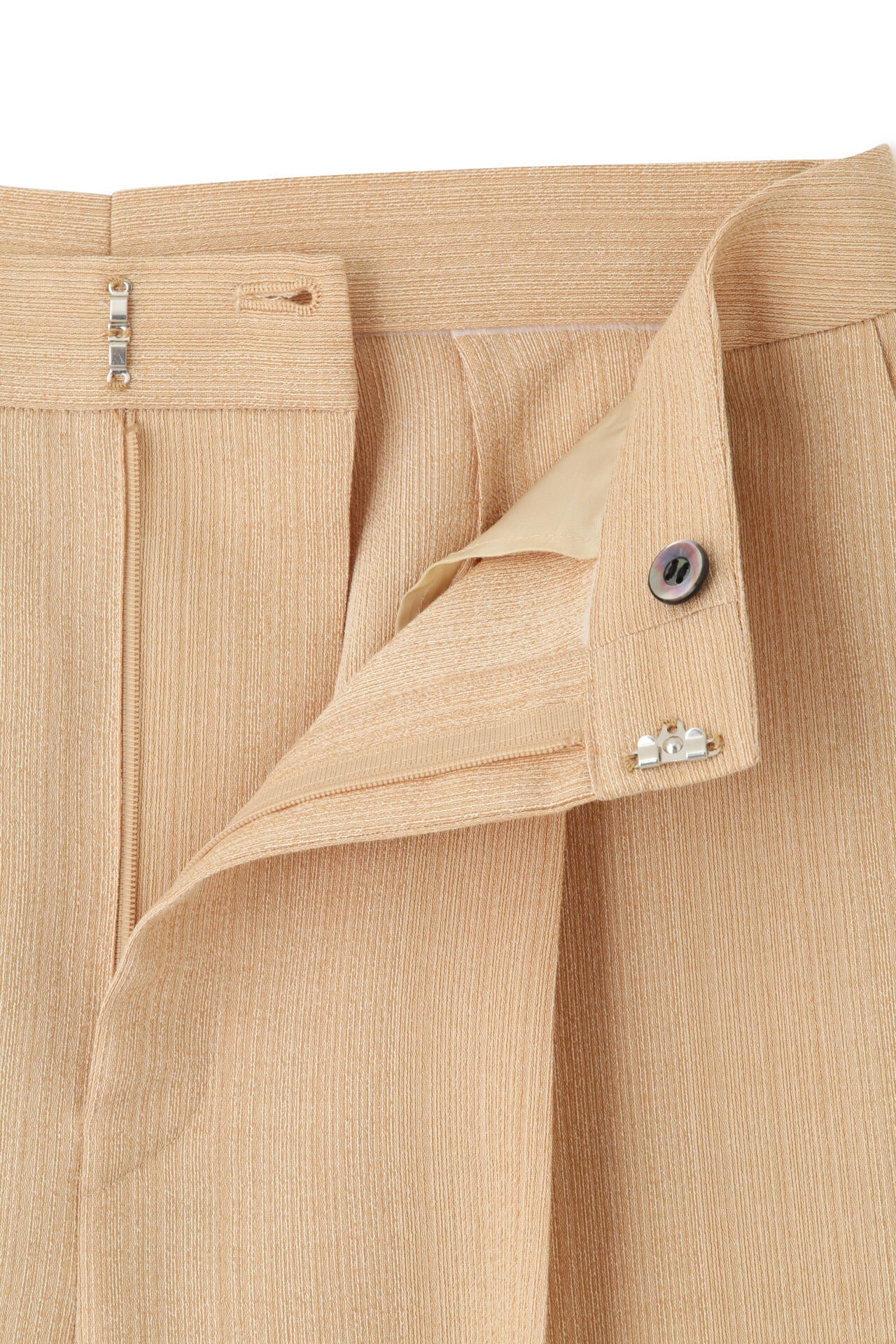 ff07efb0-c009-5eb6-afa2-450ef504d73c_Image