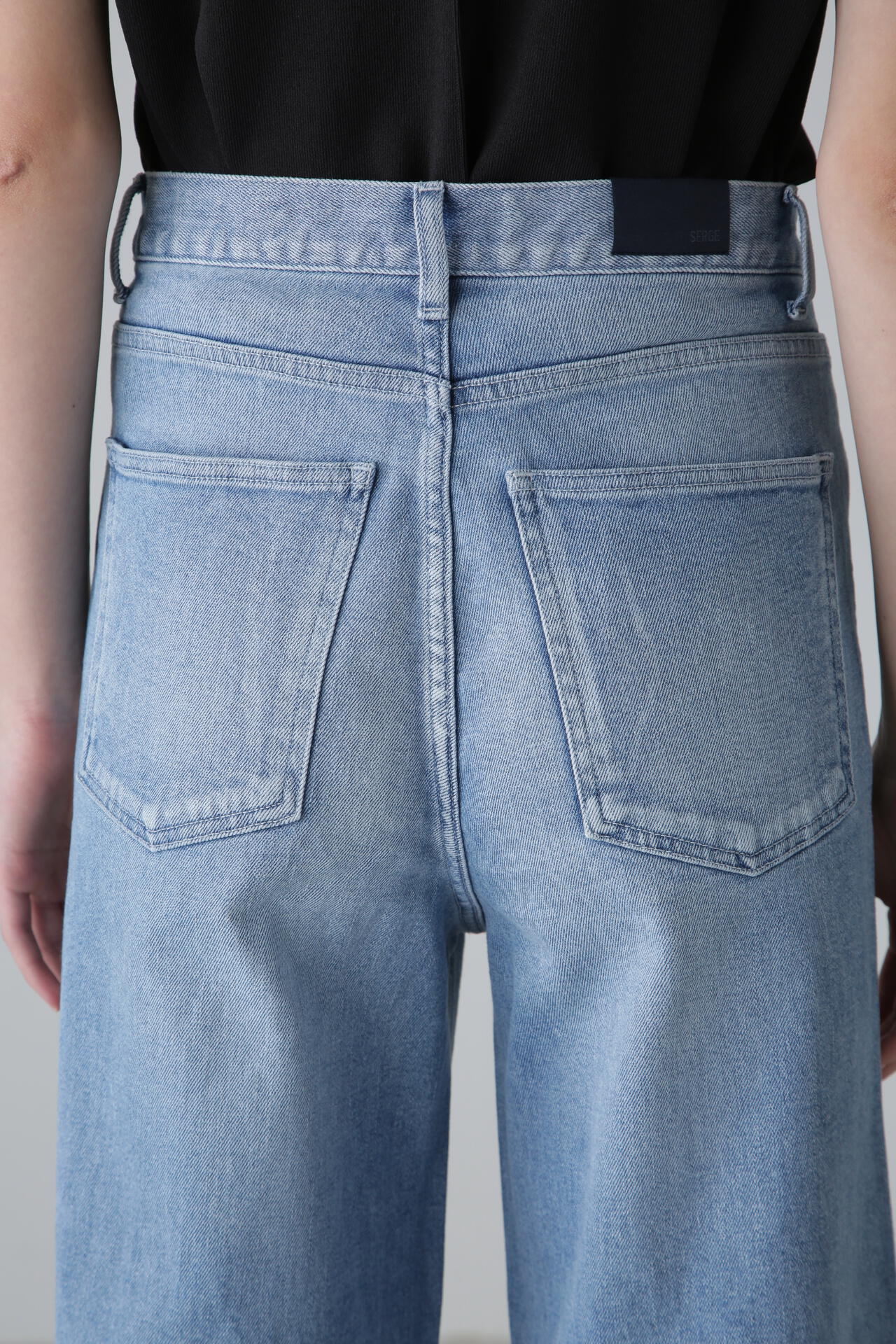 31a3fca7-cfa8-57ff-93fe-e974d3d81573_Image