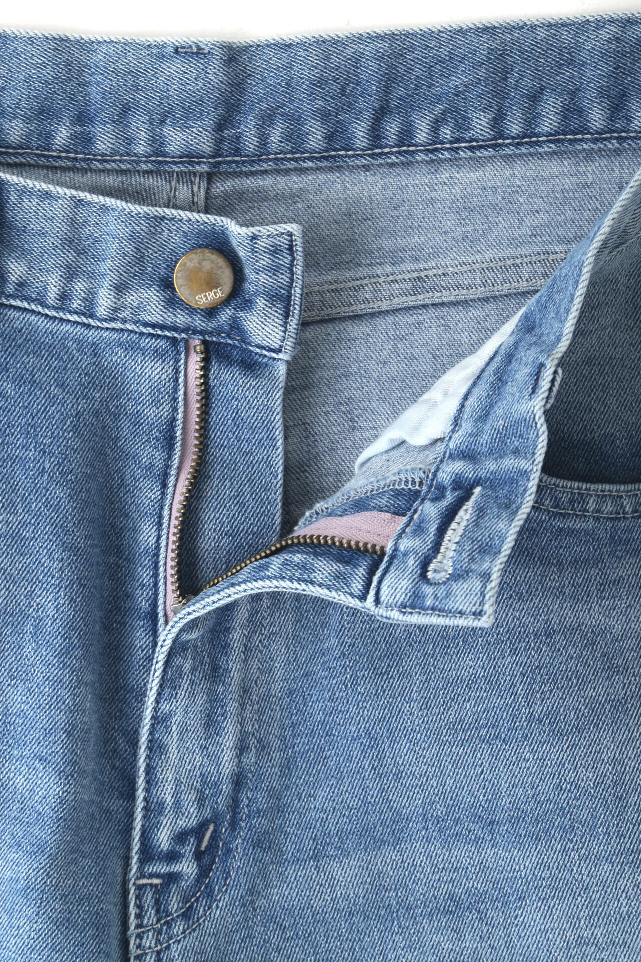 06d5394c-f07a-5167-bc05-61ca7bcce9a3_Image