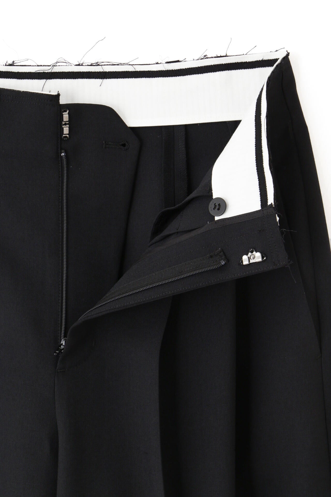 efac79d5-9829-5378-91b9-84448243e34d_Image