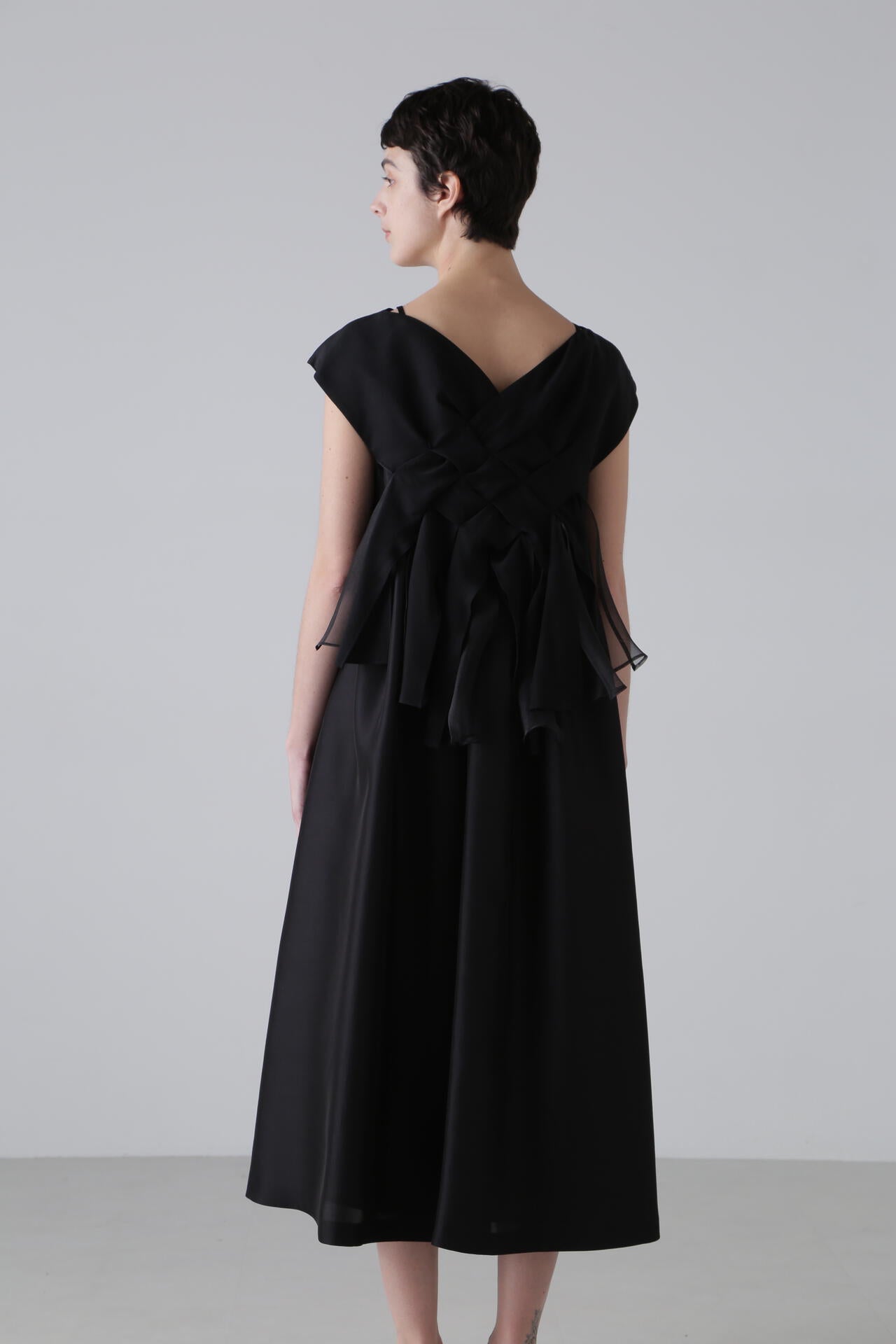 <BLACK LABEL> シルクタフタワンピース