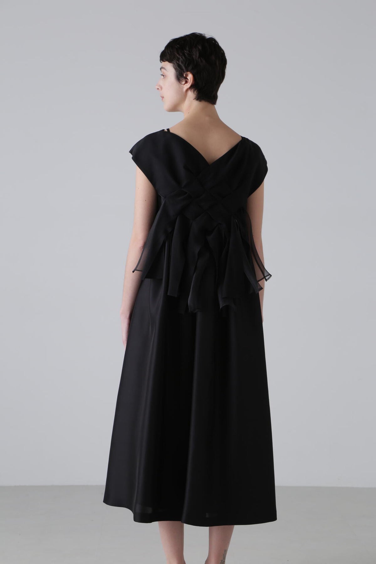 <BLACK LABEL> シルクタフタワンピース