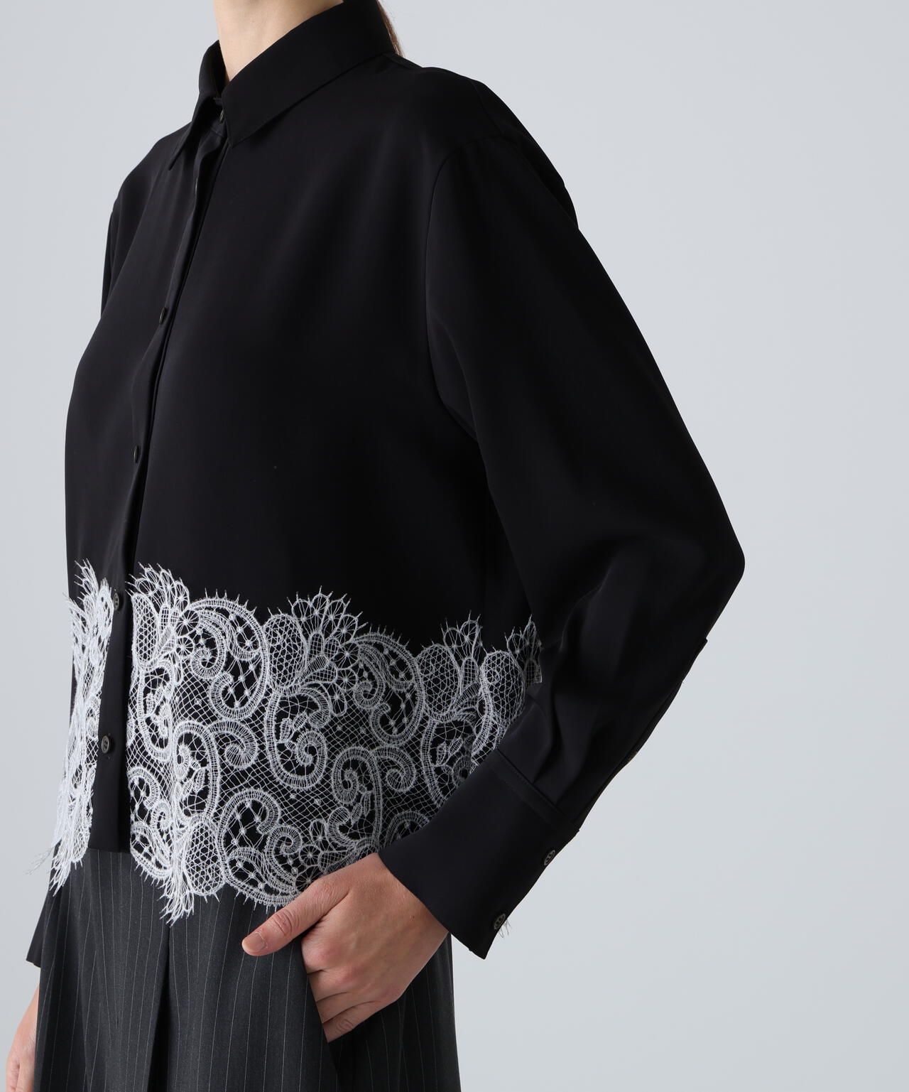 ライトジョーゼットブラウス