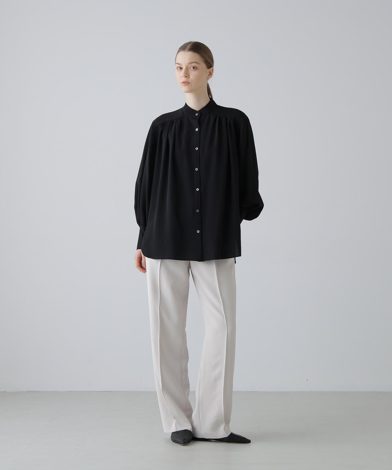 ドライタッチツイルブラウス