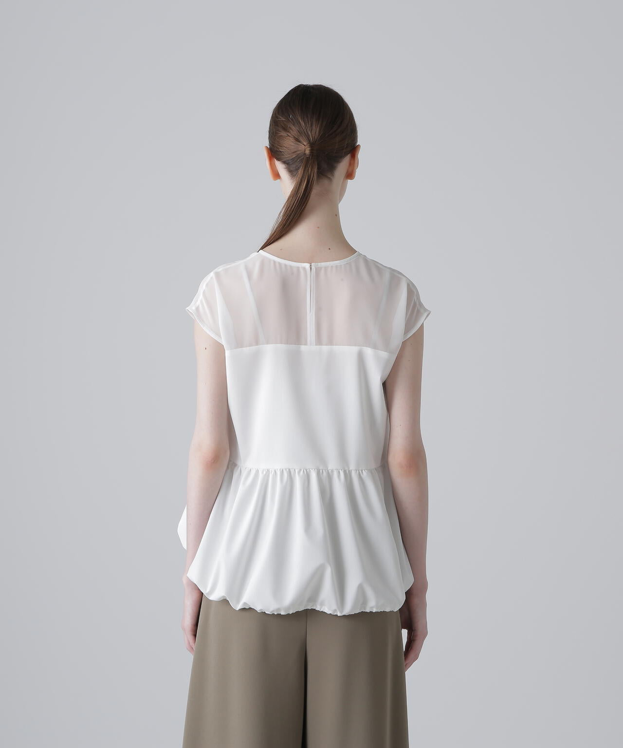 946725bf-5178-5e56-a50d-6f63036538ee_Image