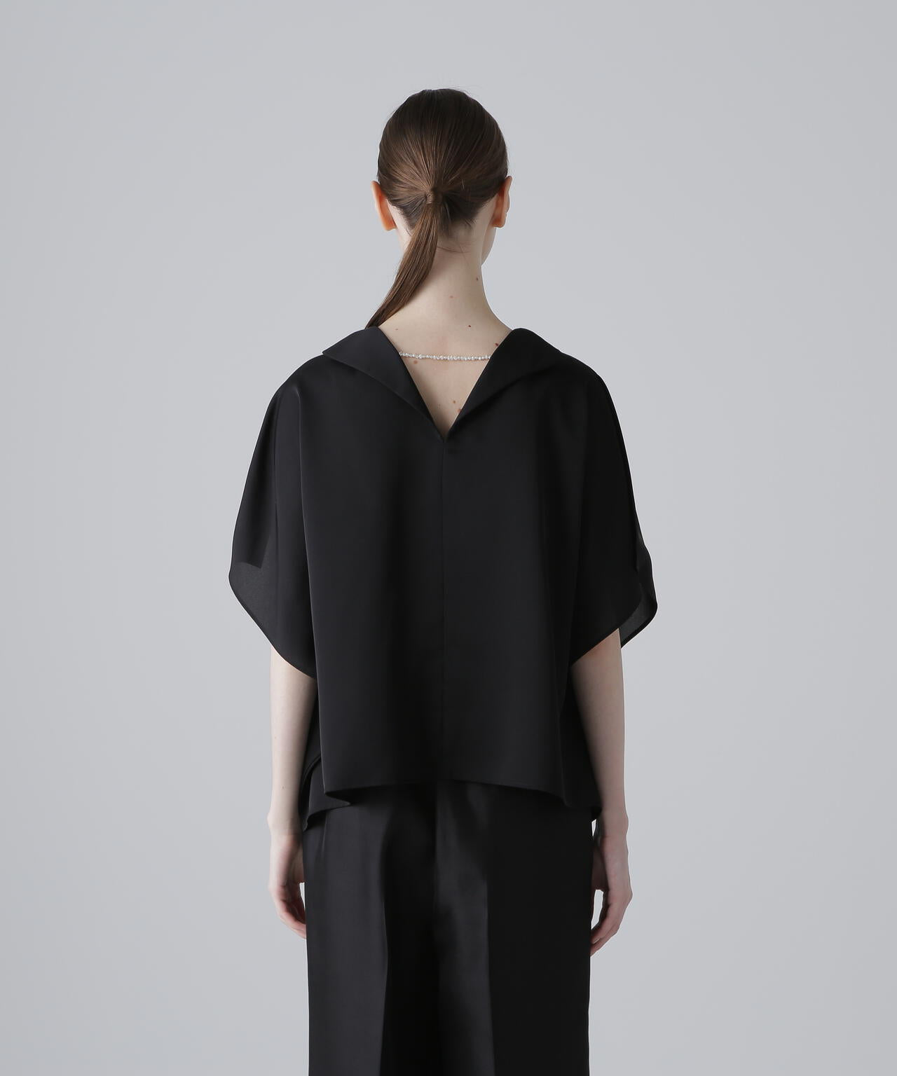 <BLACK LABEL>シルキーツイルブラウス