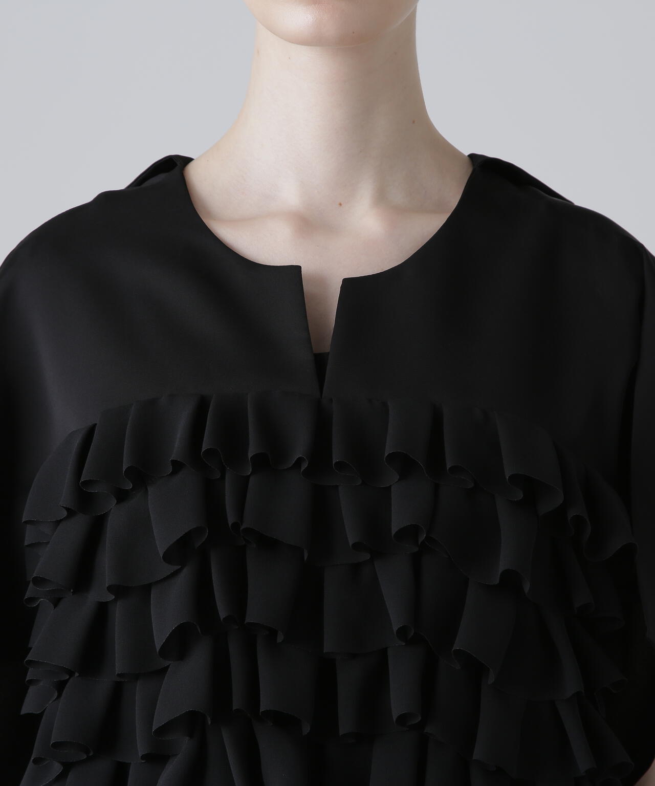 <BLACK LABEL>シルキーツイルブラウス