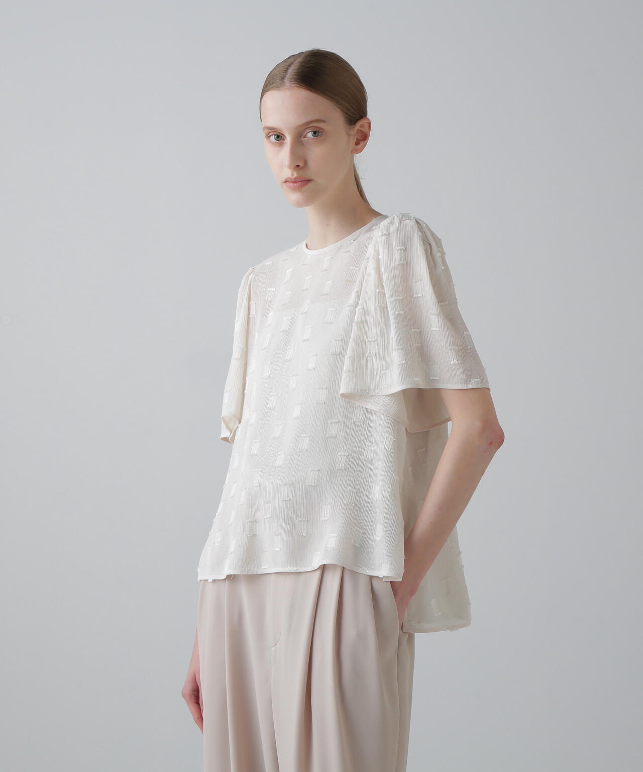 フィネストラジャガードブラウス