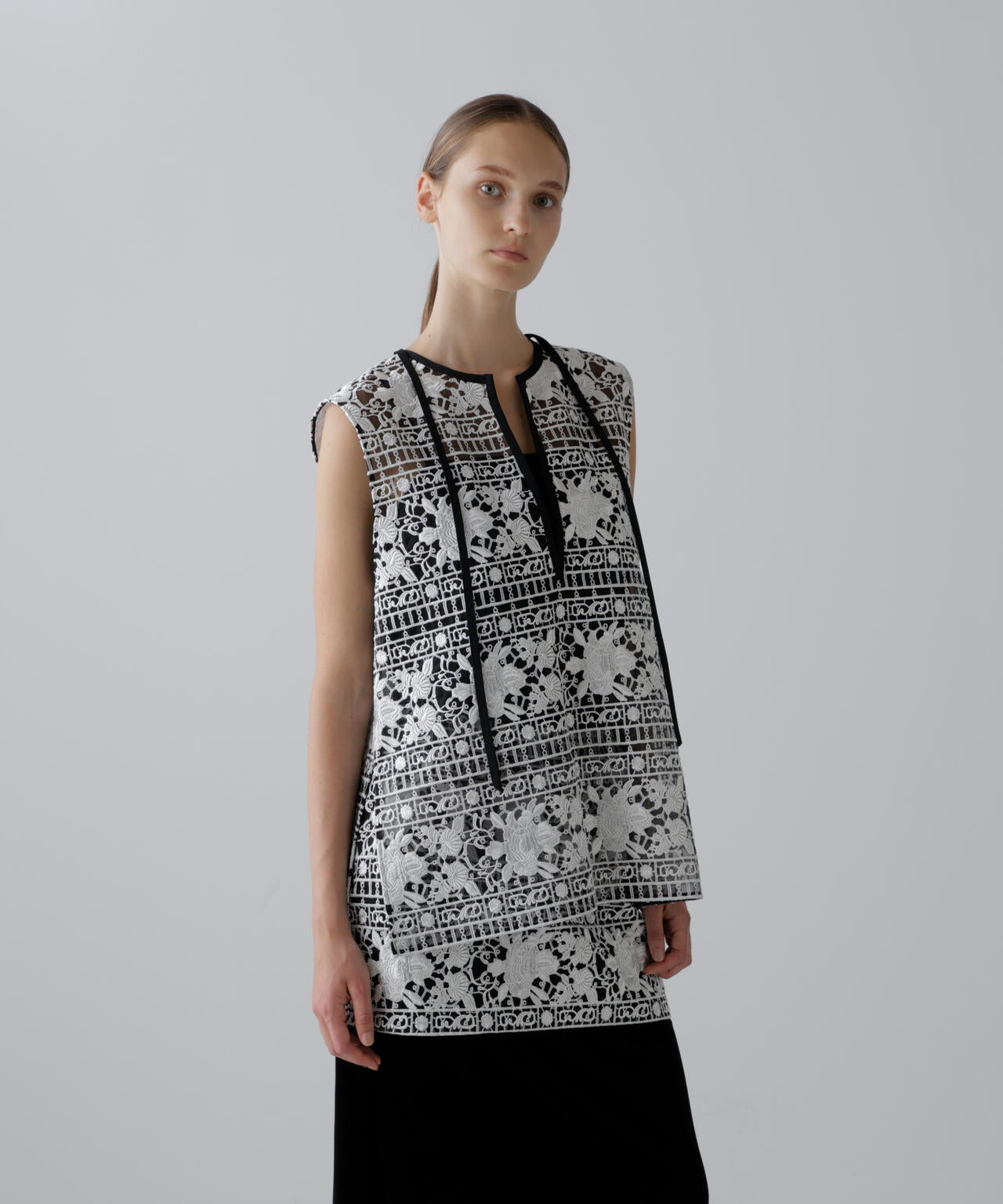 <20周年記念>リュクスオーナメントレースブラウス