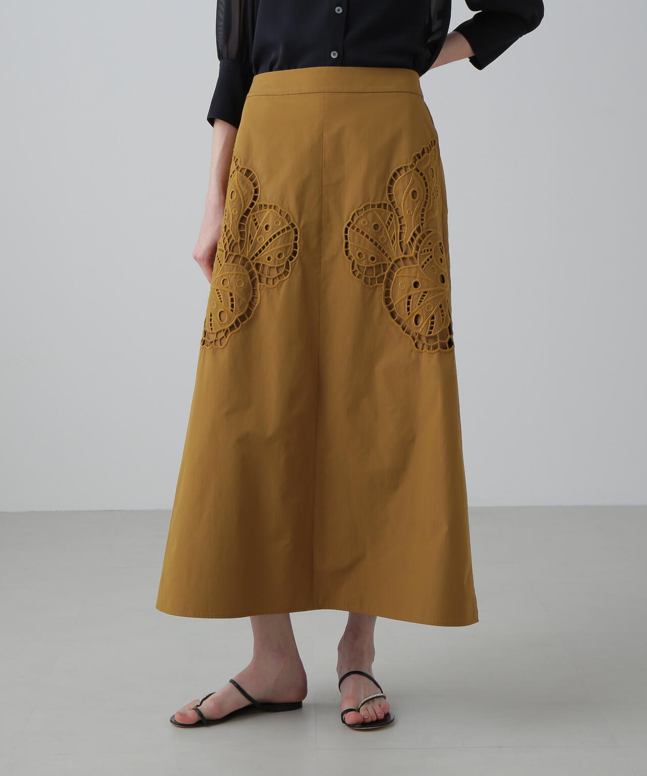 シェルカットワークスカート