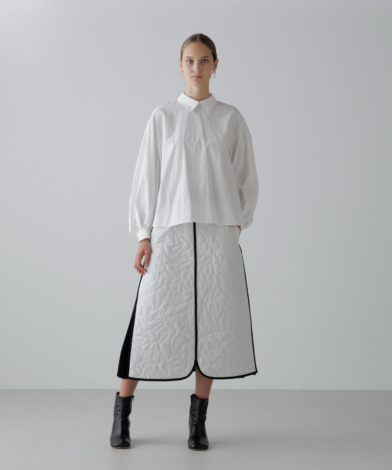 グラフィティキルティングスカート