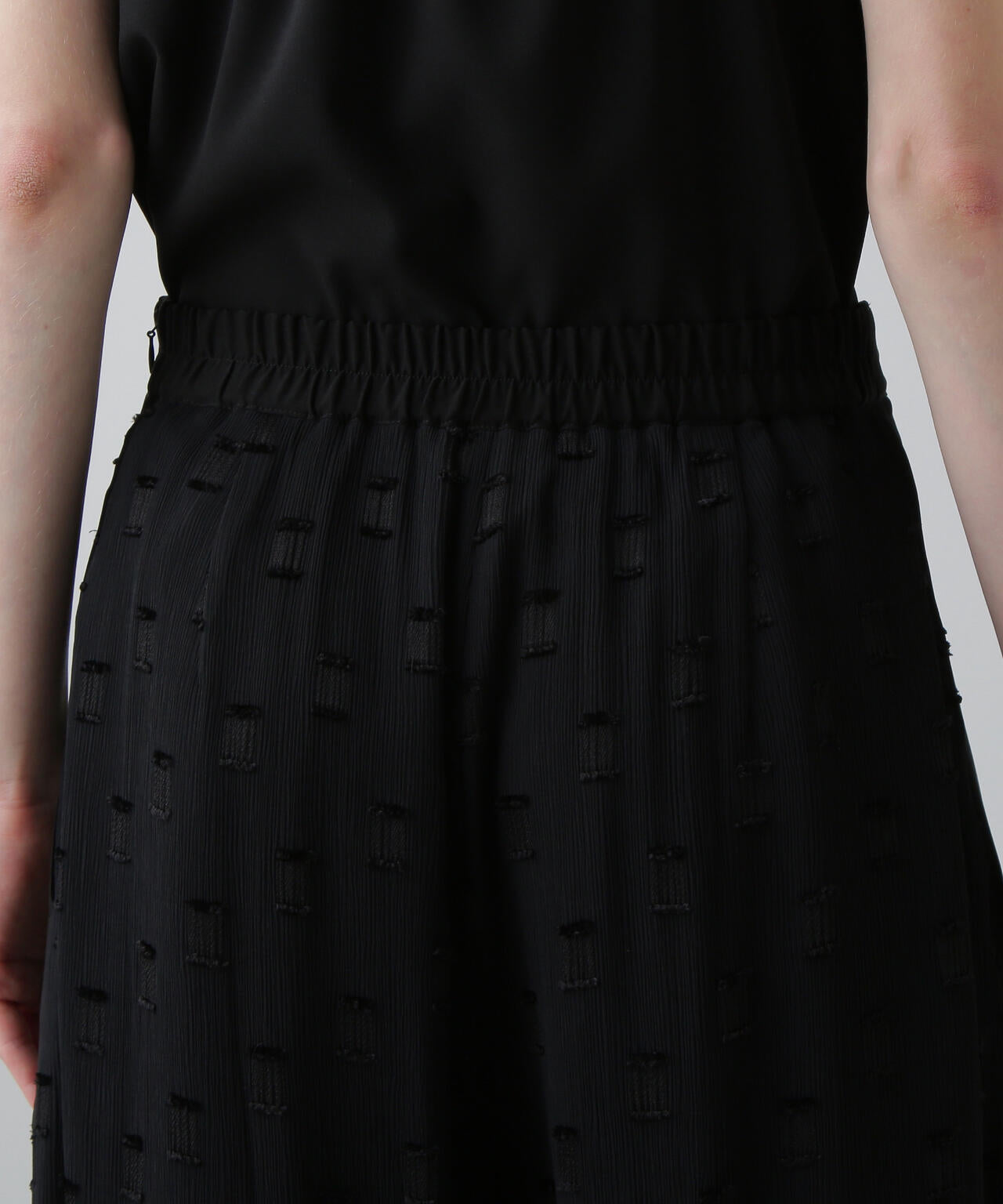 フィネストラジャガードパンツ