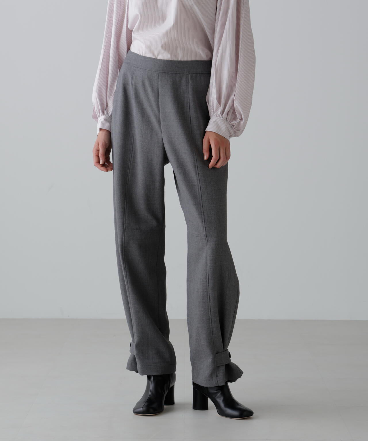 ウールギャバパンツ