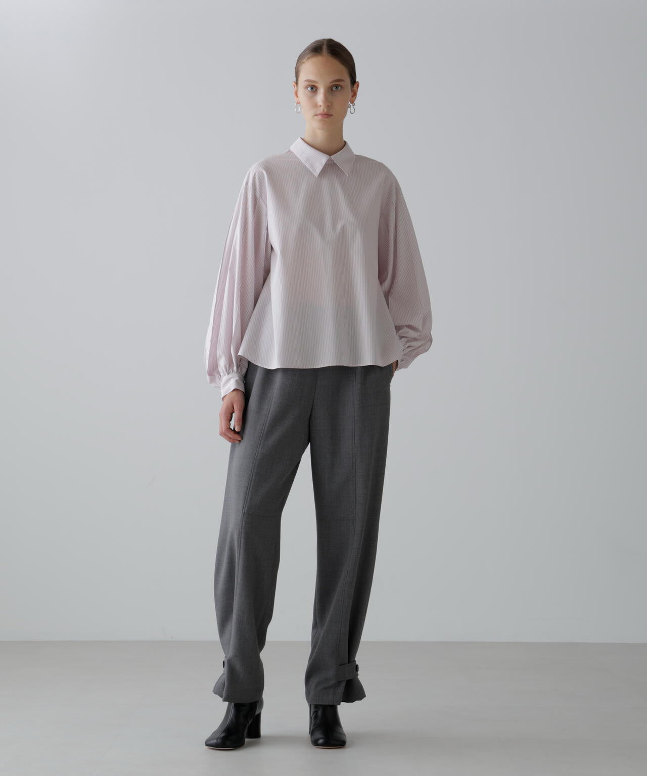 ウールギャバパンツ