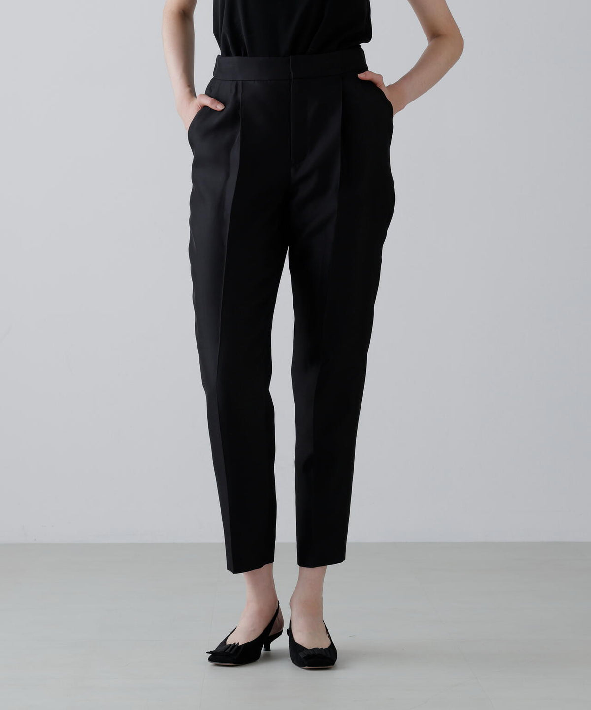 <BLACK LABEL>シルクダブルクロスパンツ