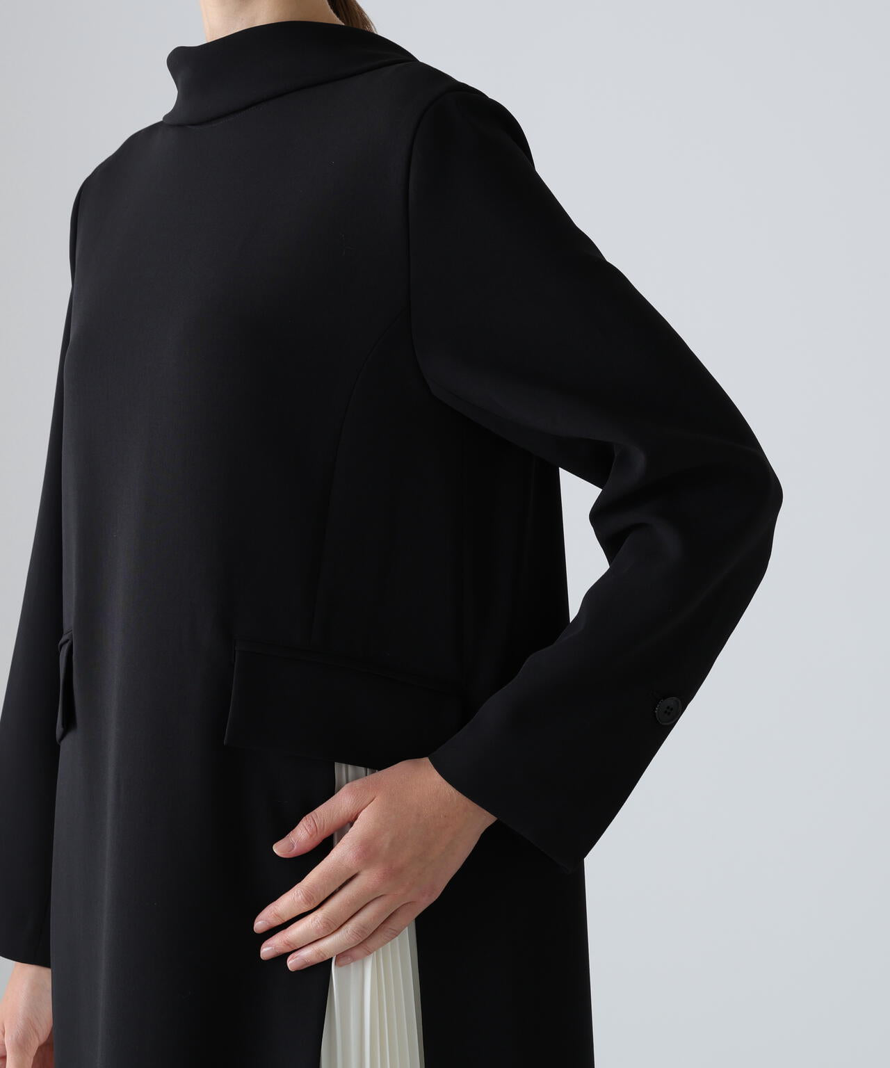 バイカラープリーツワンピース