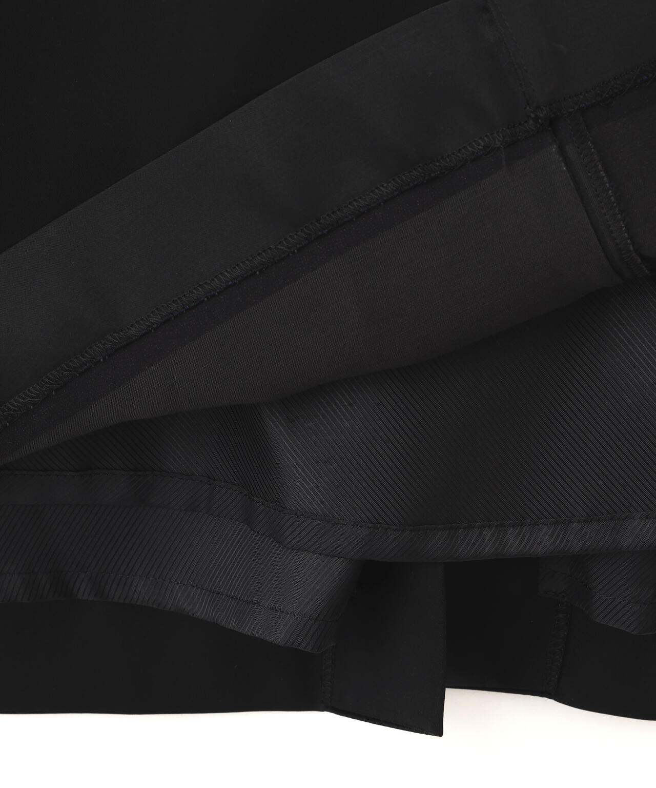 ブライトサテンワンピース