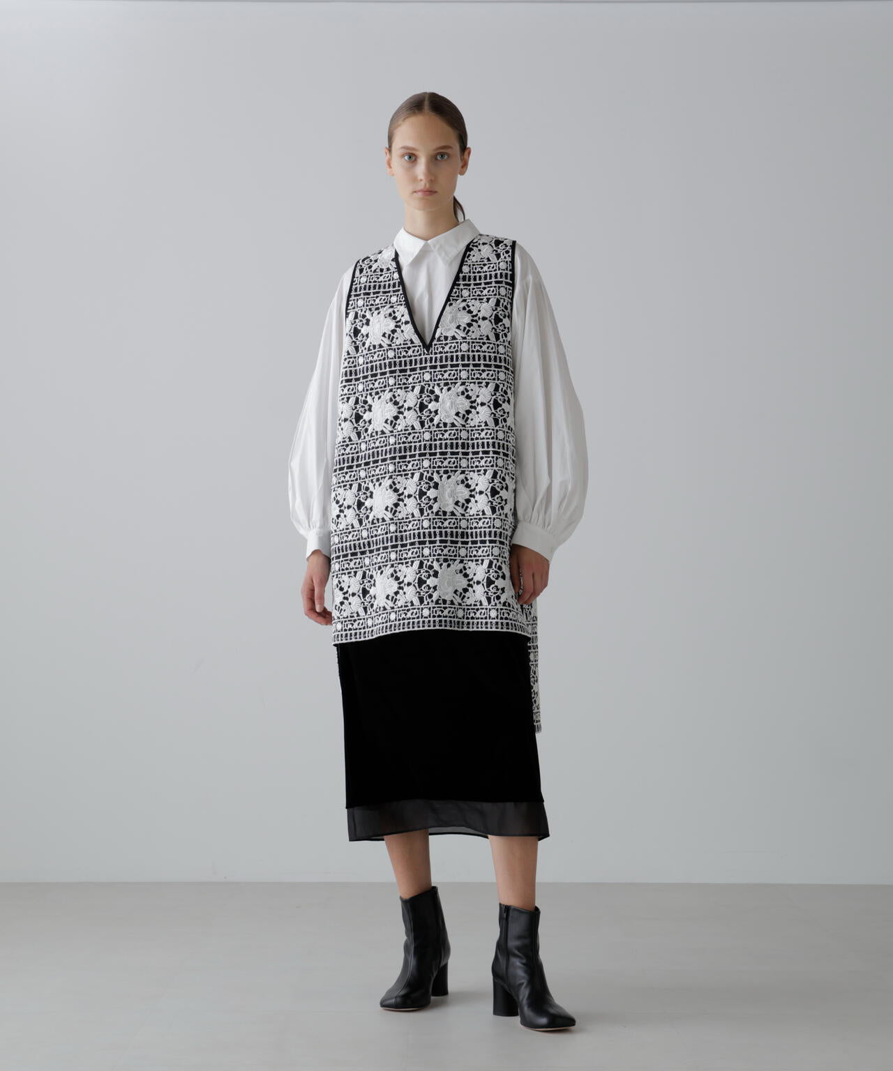 <20周年記念>リュクスオーナメントレースワンピース