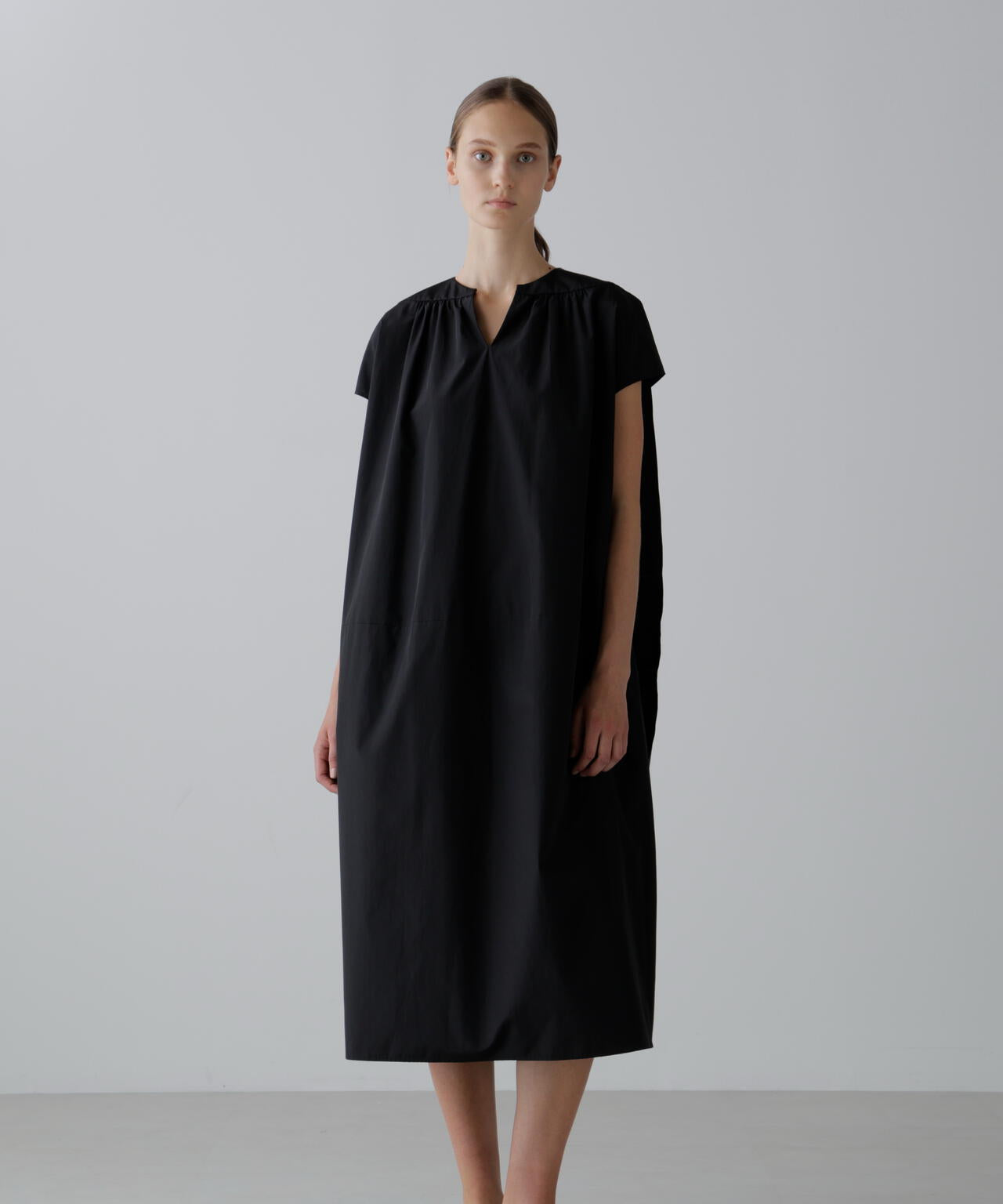 シルキークリスピークロスワンピース