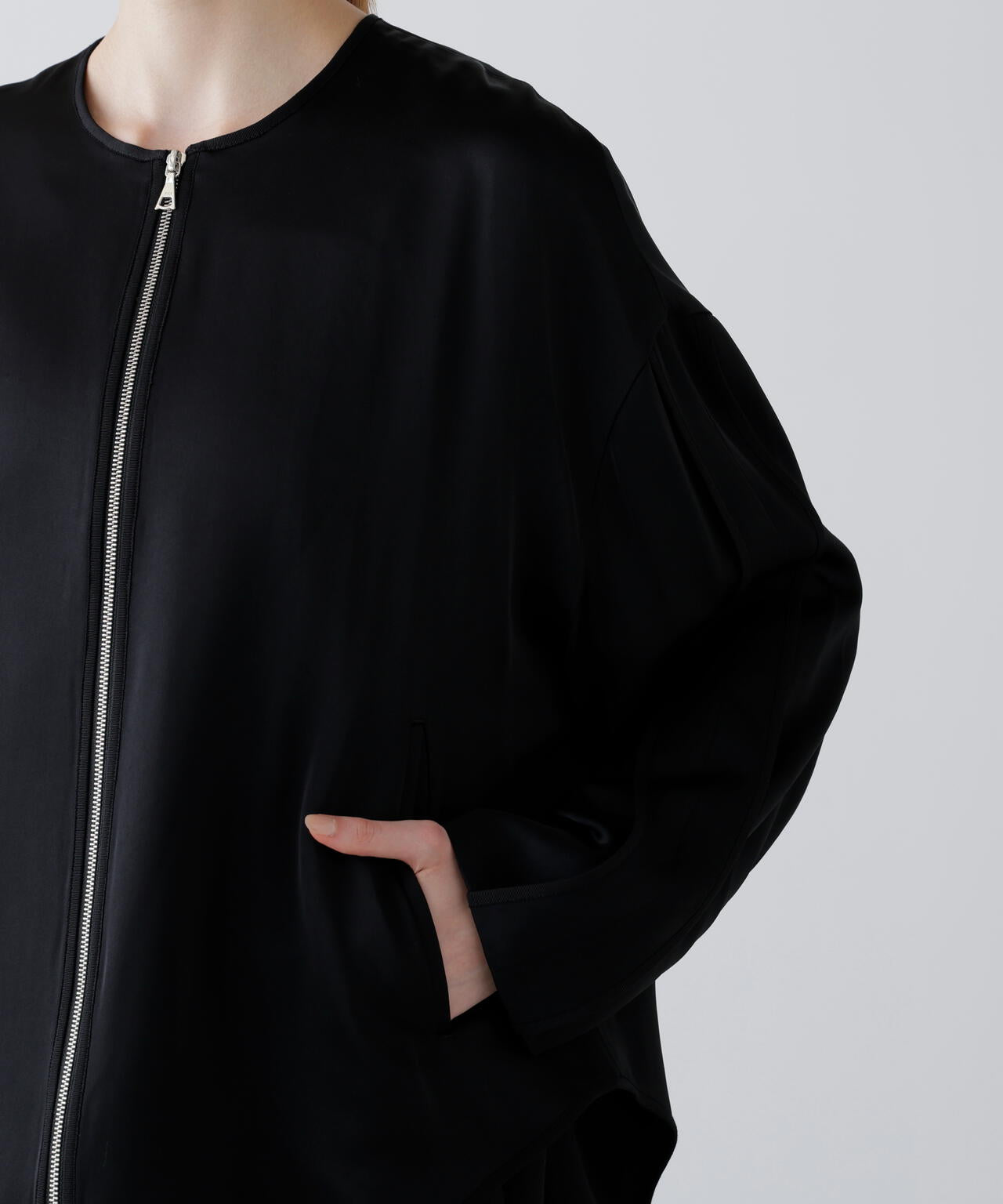 リュクスサテンジャケット