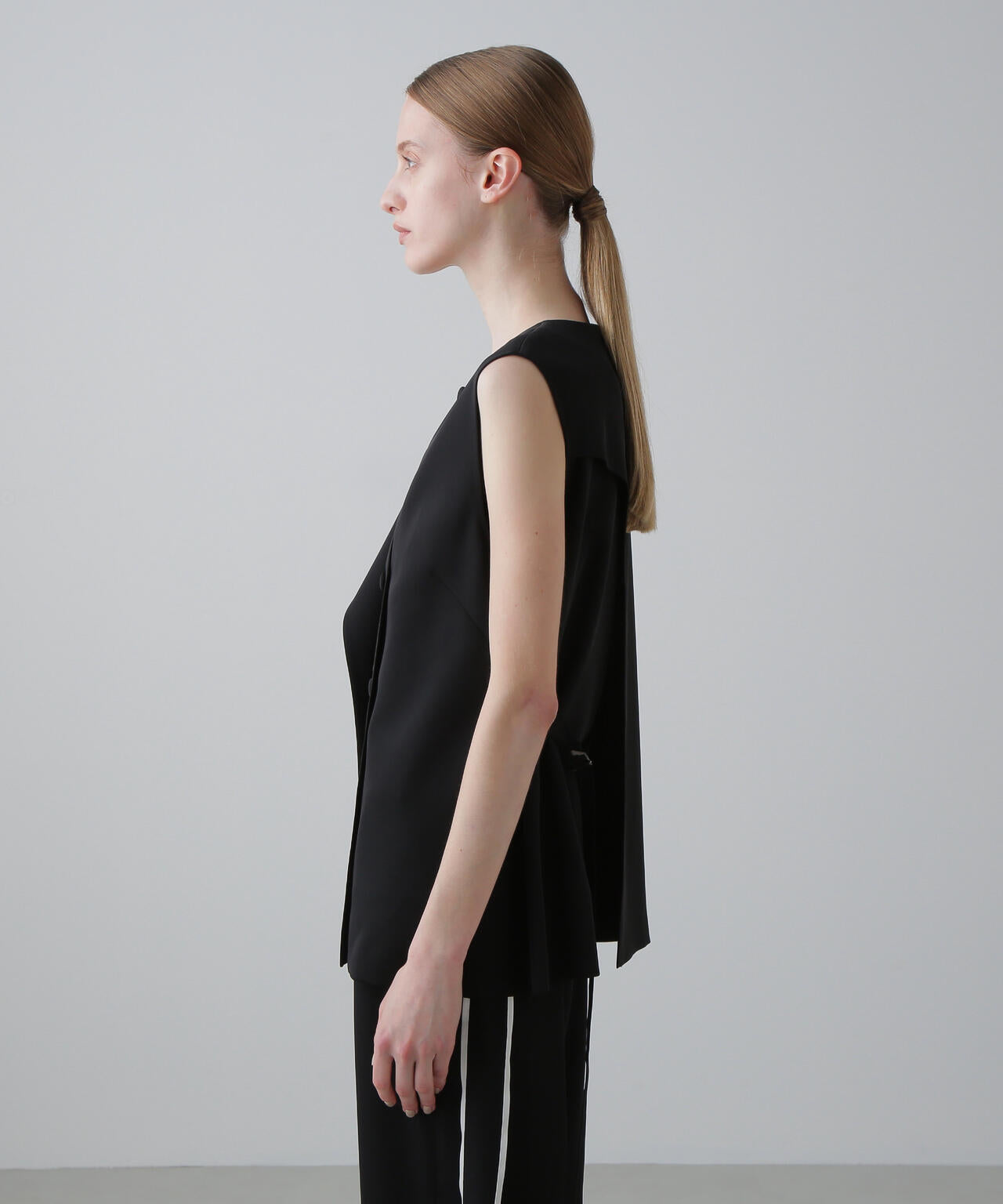 ストレッチダブルクロスジレ