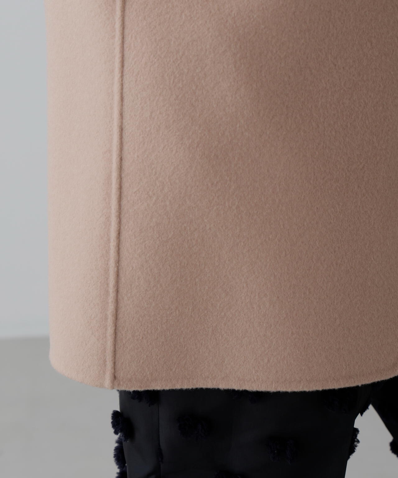 ソリッドウールリバーノーカラージレ