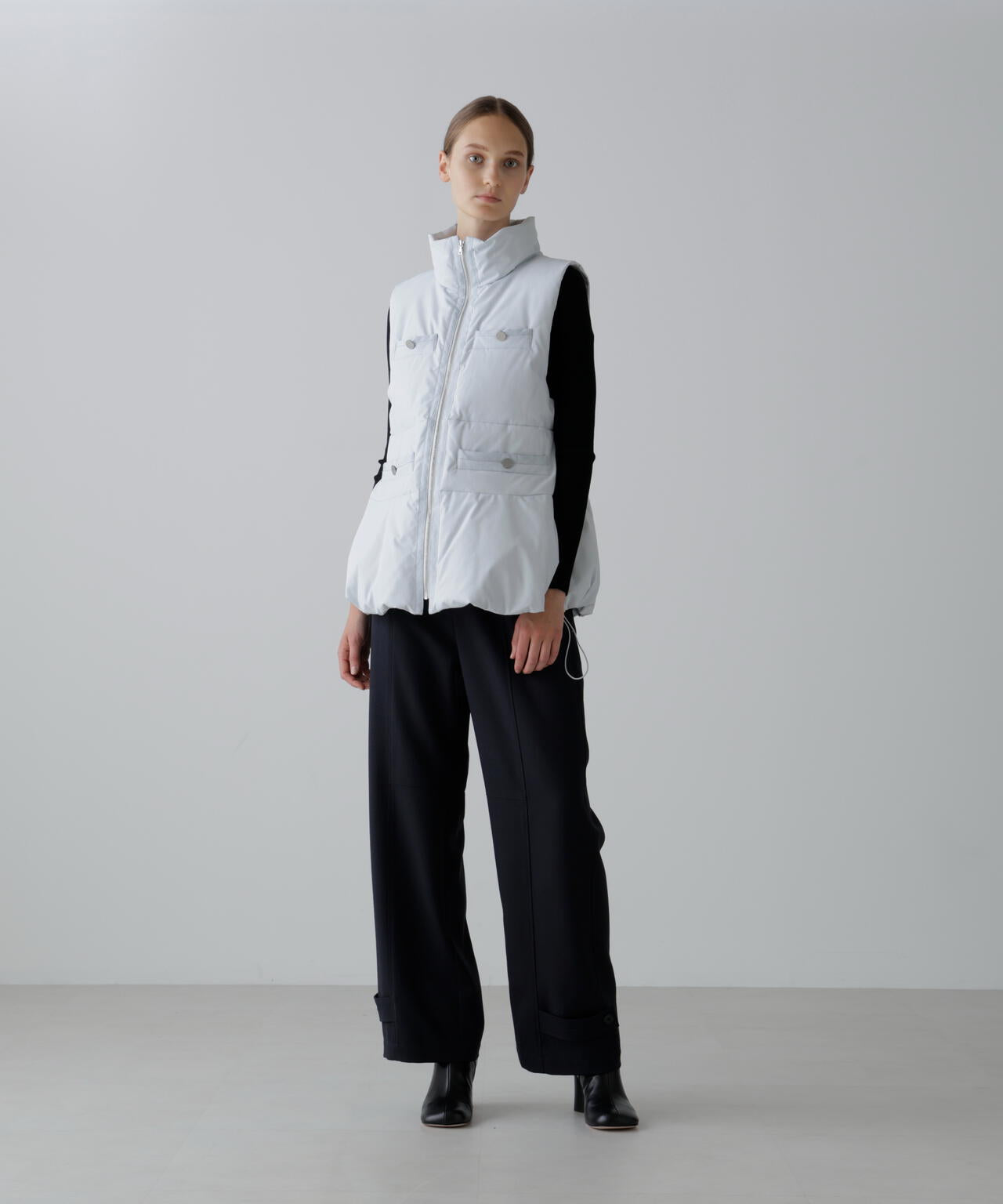 パデッドダウンベスト