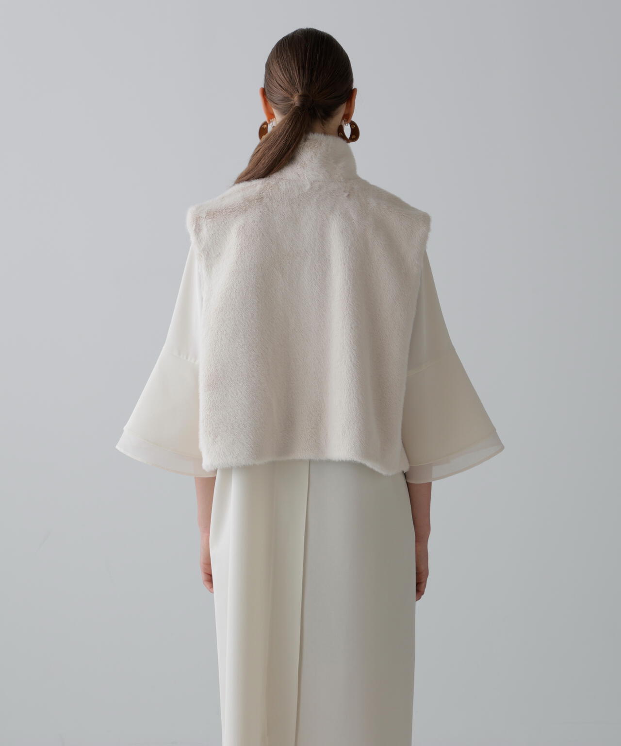 フェイクファーベスト