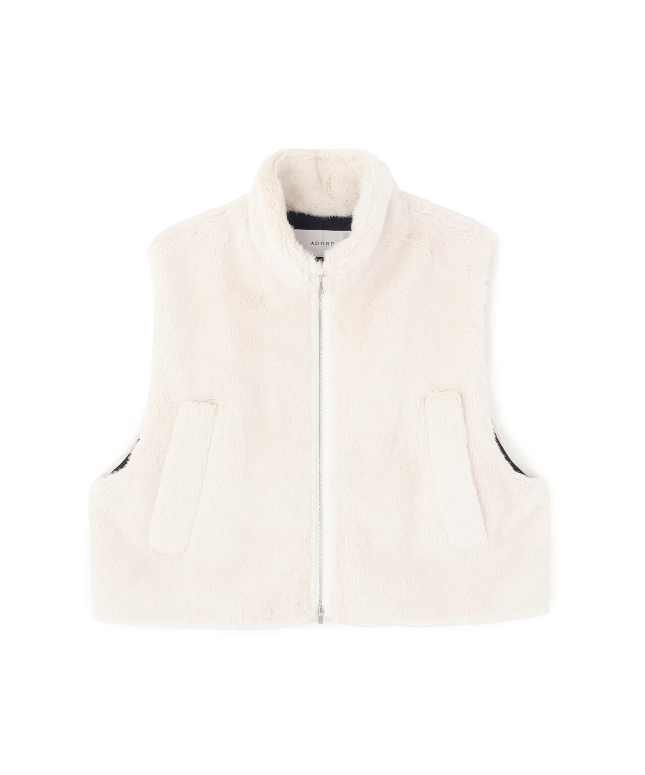 フェイクファーベスト