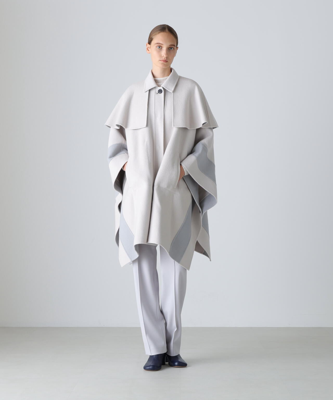 Ca混2TONEリバーケープコート