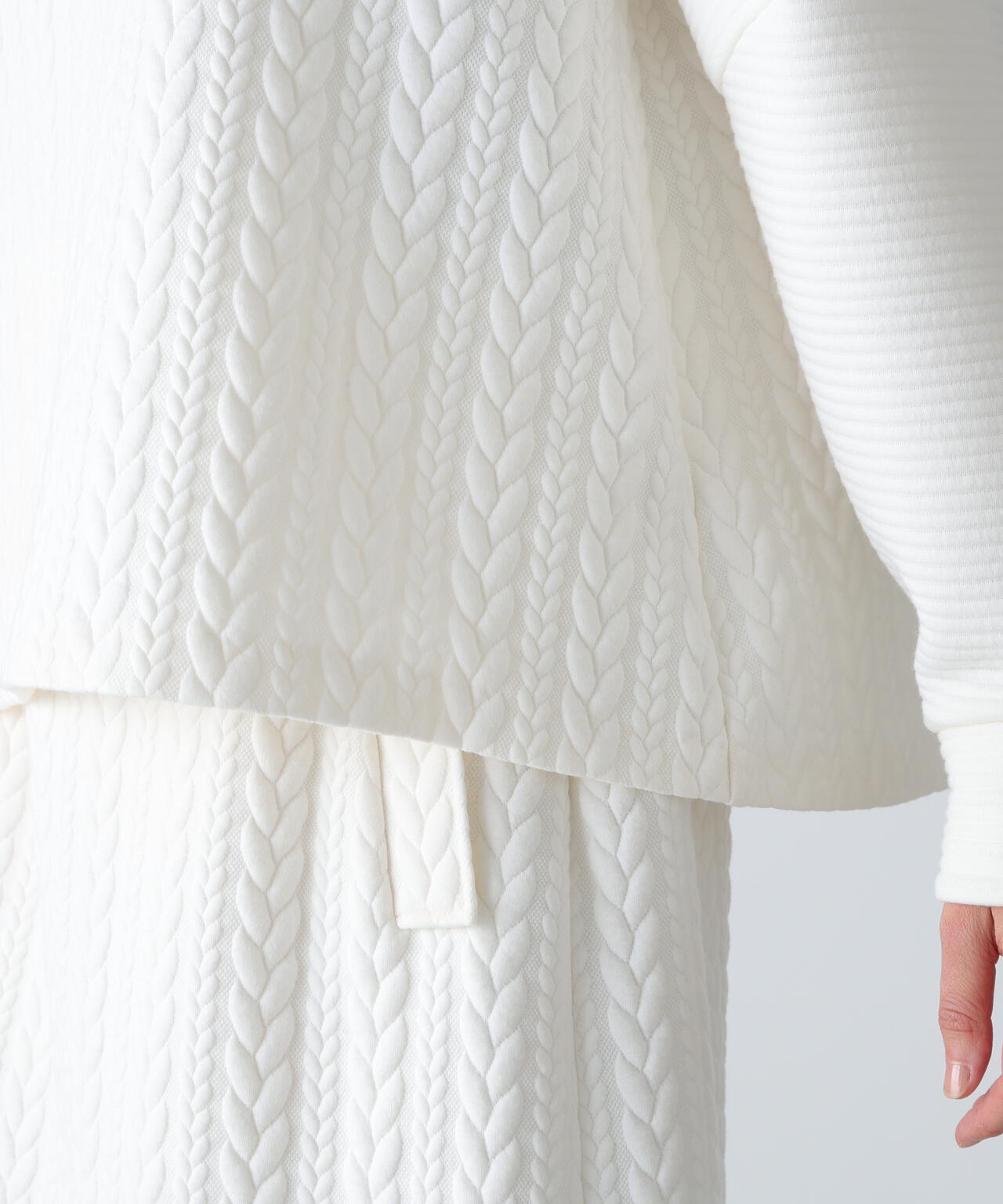 ジャガードジャージートップス