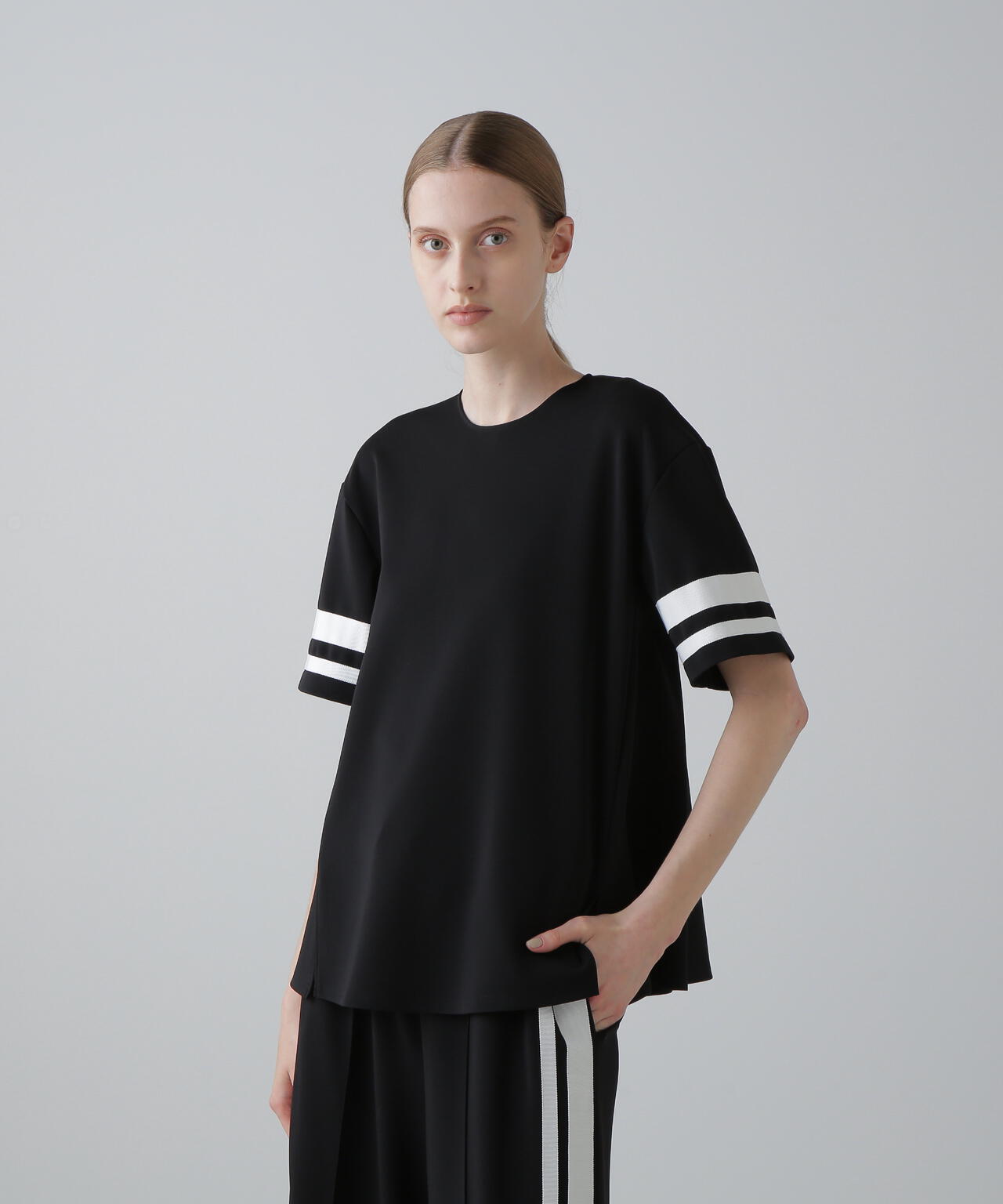 マットストレッチダンボールカットソー