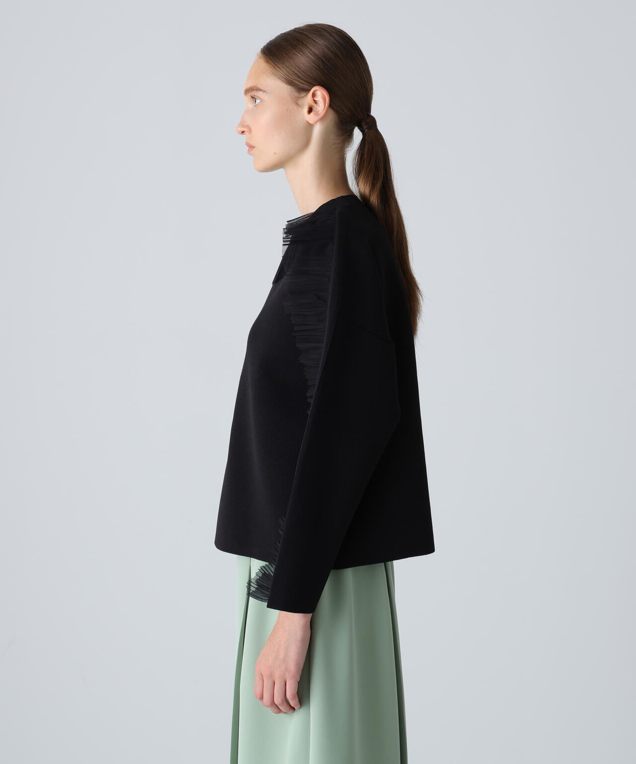 エンベリッシュトニットプルオーバー