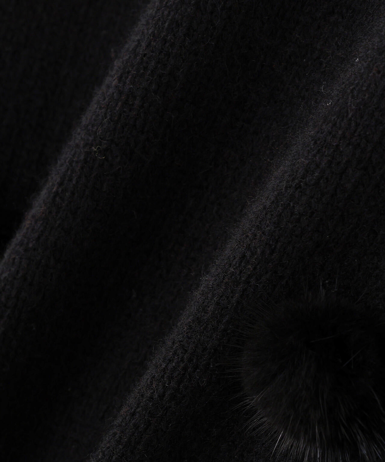 フラッフィーニット