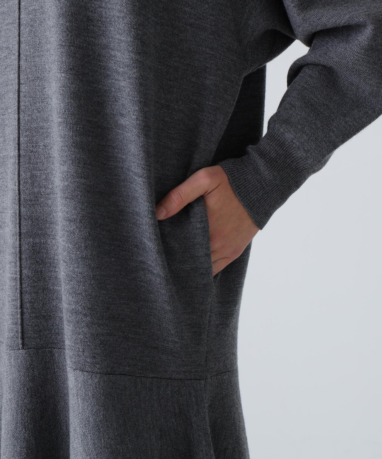 ピュアウールニット