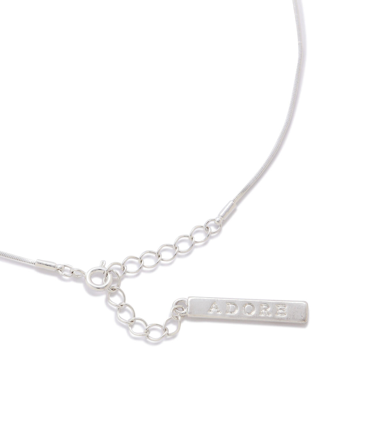 リースブローチ