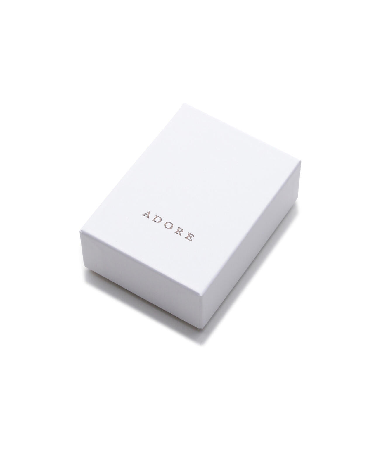 リースブローチ