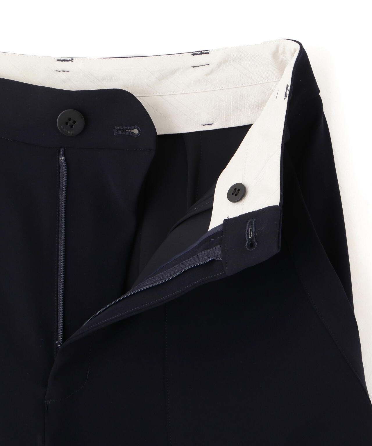 e7a3d236-7b27-53e3-a385-347bb978c361_Image