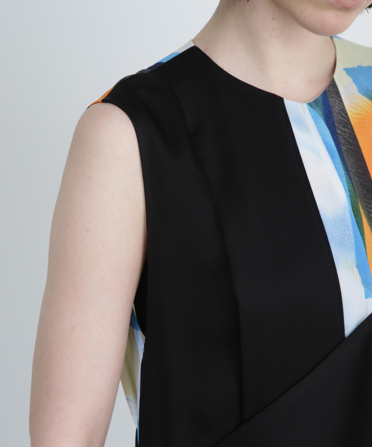 <UNiPH>スカイスクレイパープリントワンピース