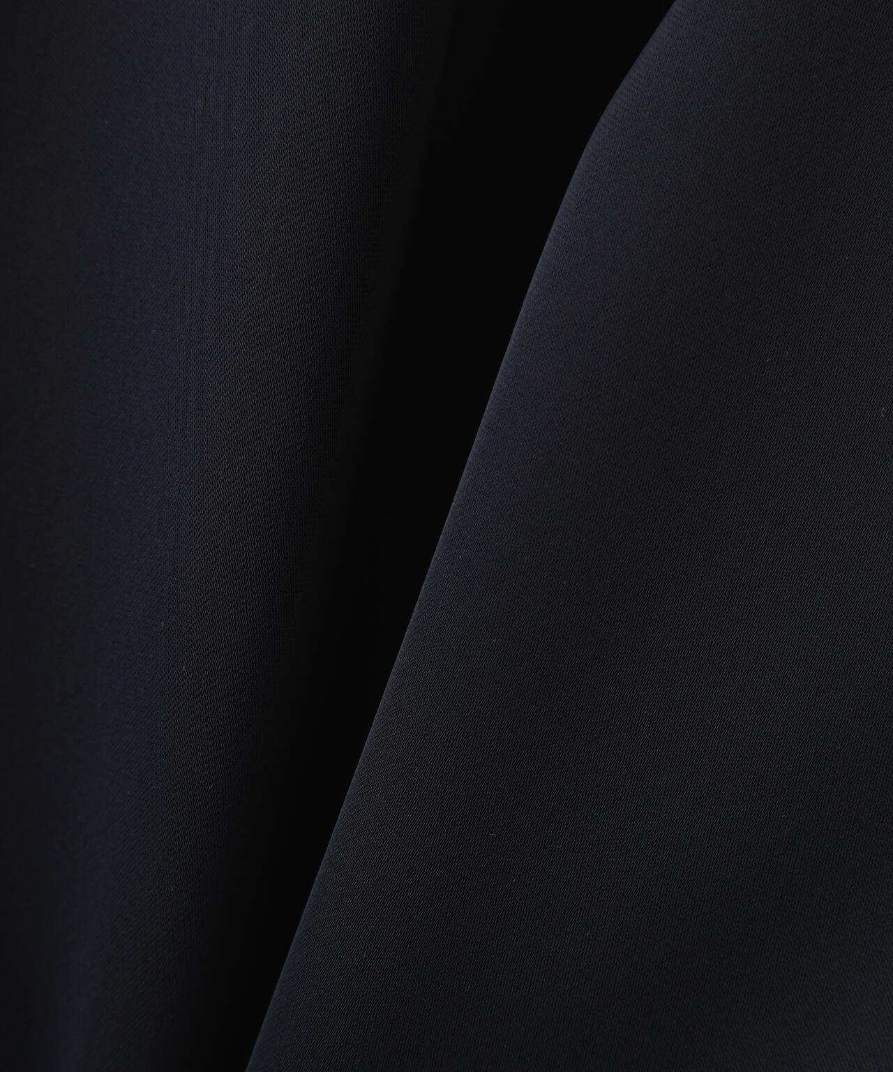 ドライタッチツイルブラウス