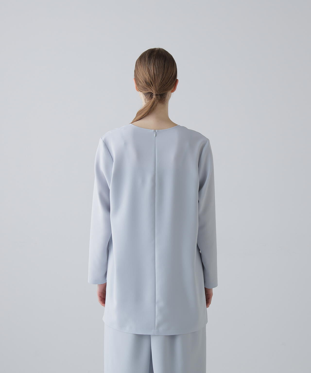 バックサテンジョーゼットVネック