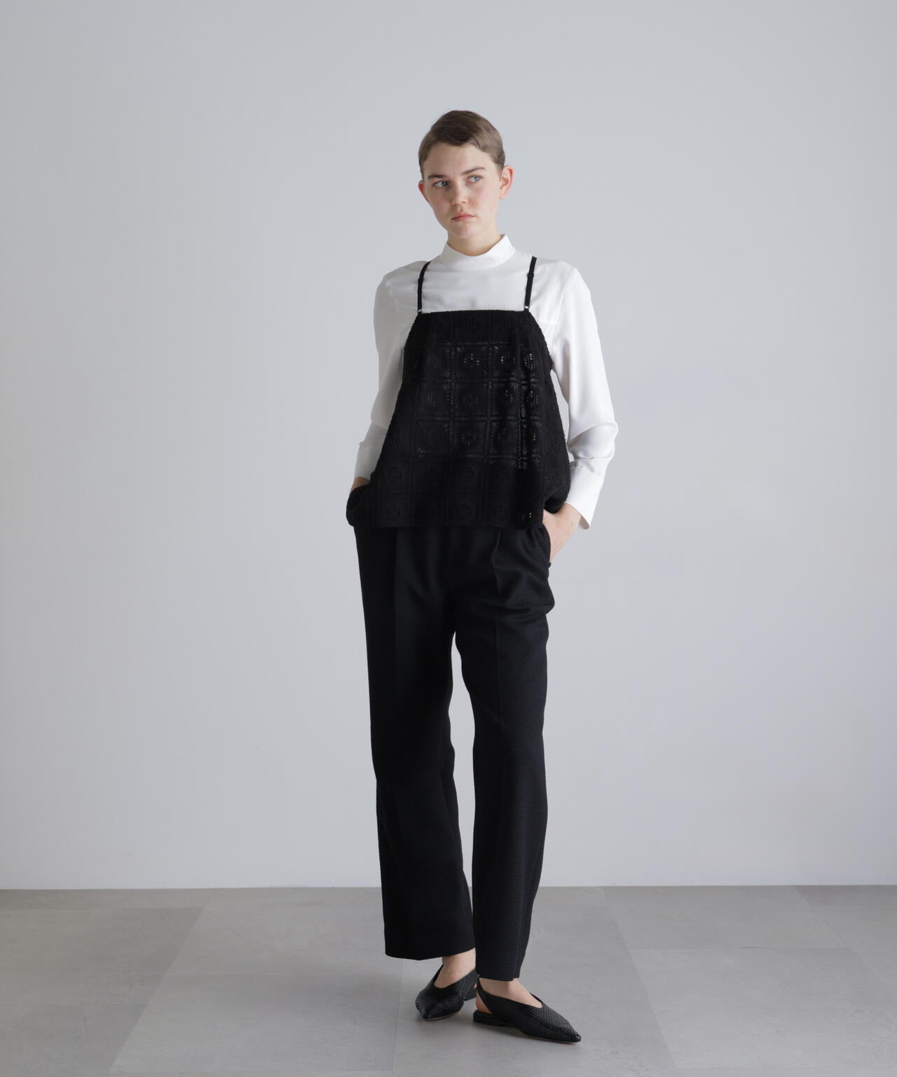 コースターレースブラウス