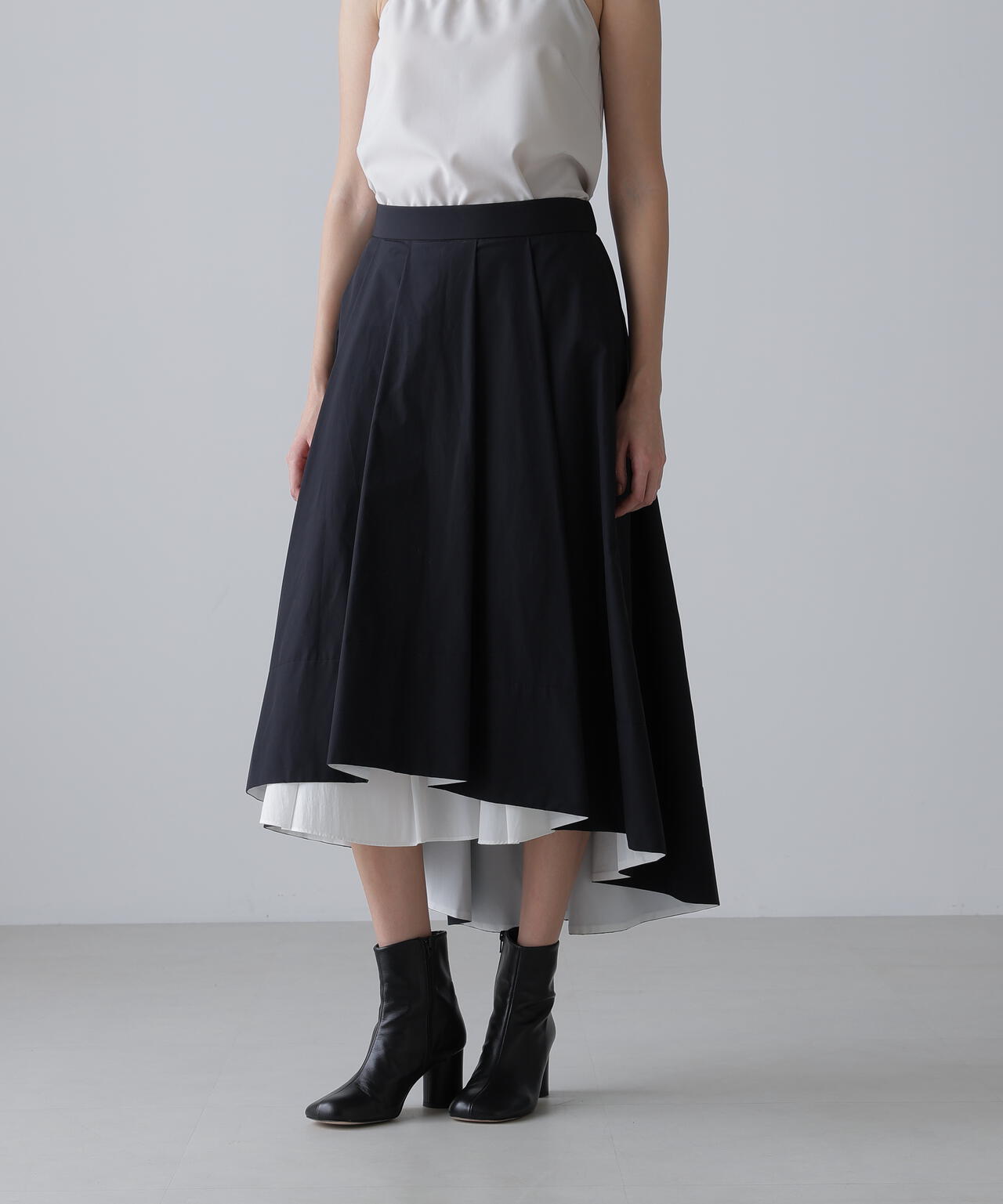 ナイロンダンプスカート